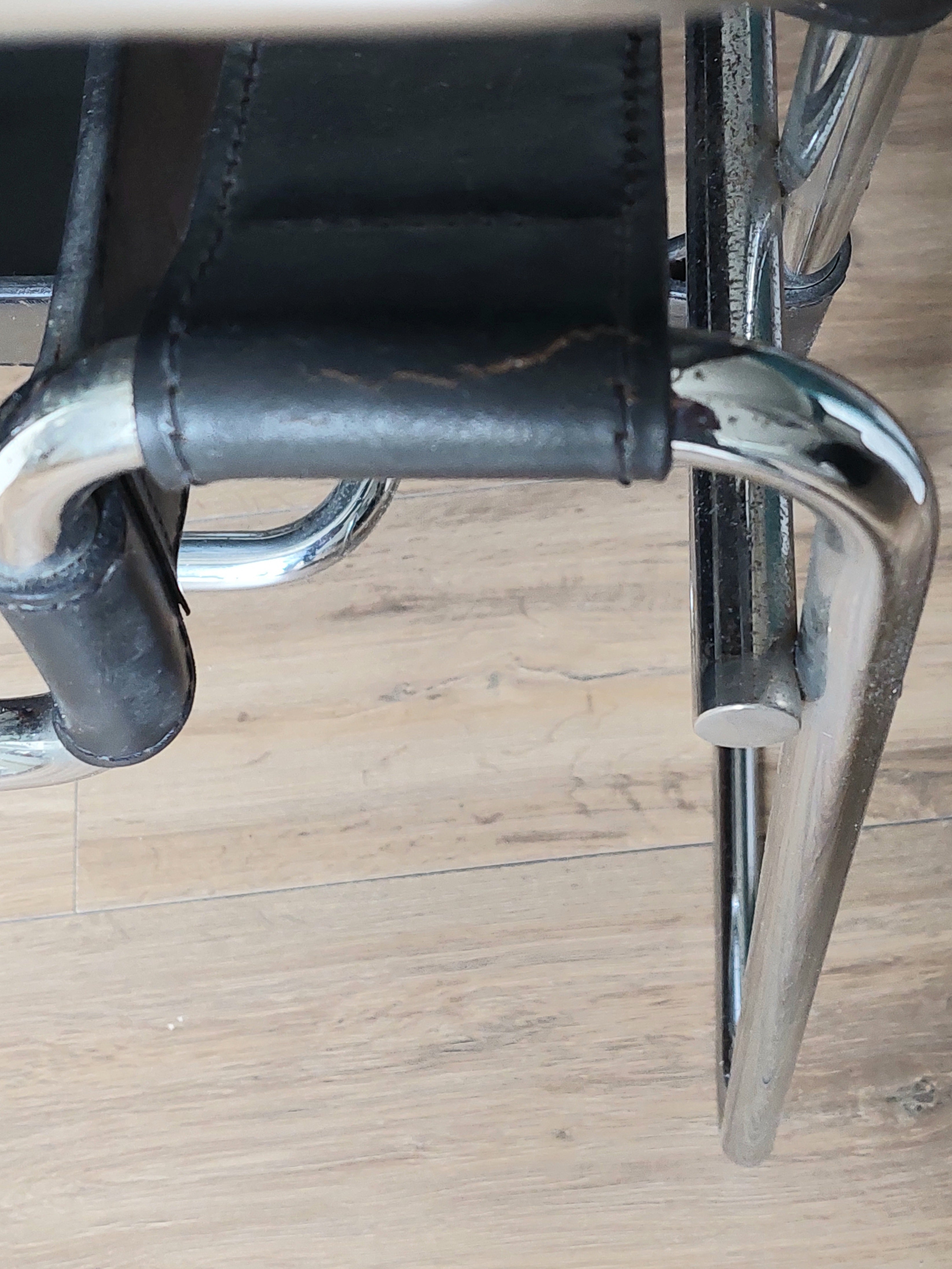 Mid-Century_Bauhaus_Wassily_Chair_by_Marcel_Breuer_in_1925