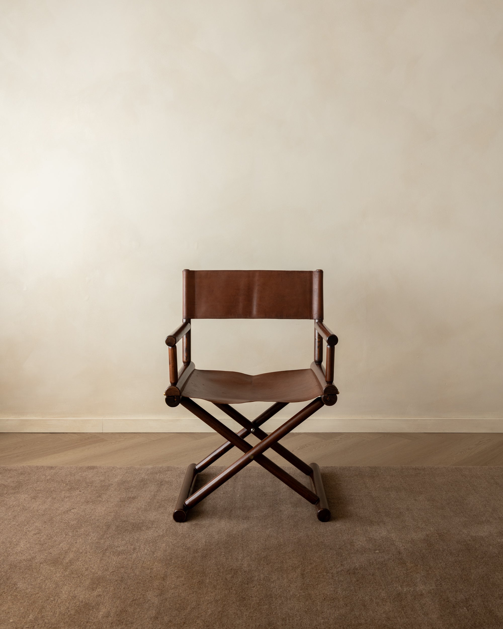 Italian_Modern_Folding_Director's_Chair_in_Dark_Stained_Ash_Wood_and_Brown_Leather,_1980s–1990s