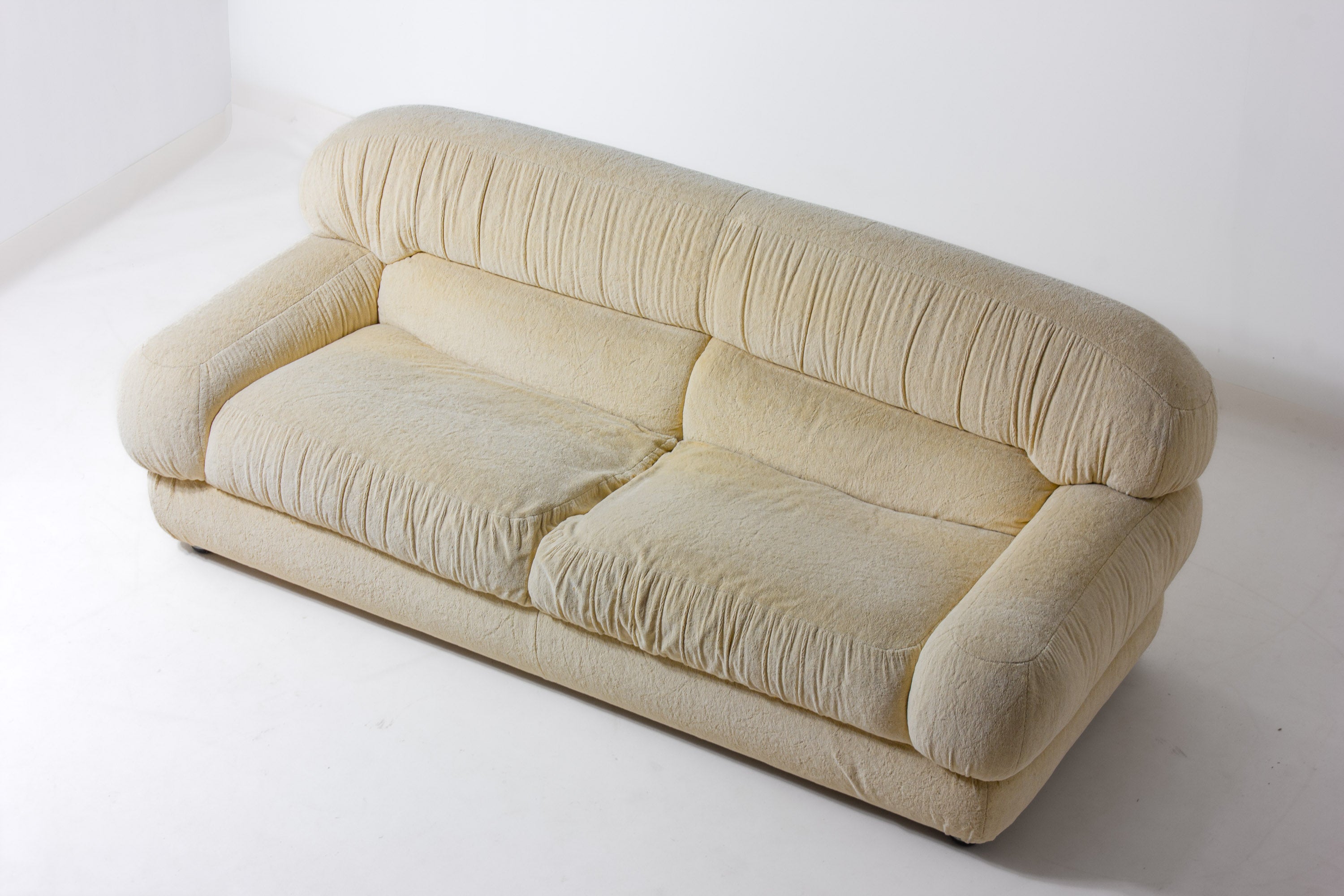 Vintage_Italian_Three_Seater_Plush_Sofa,_1970s_Cream_Curved_Lounge_Sofa_Mid_Century_Modern