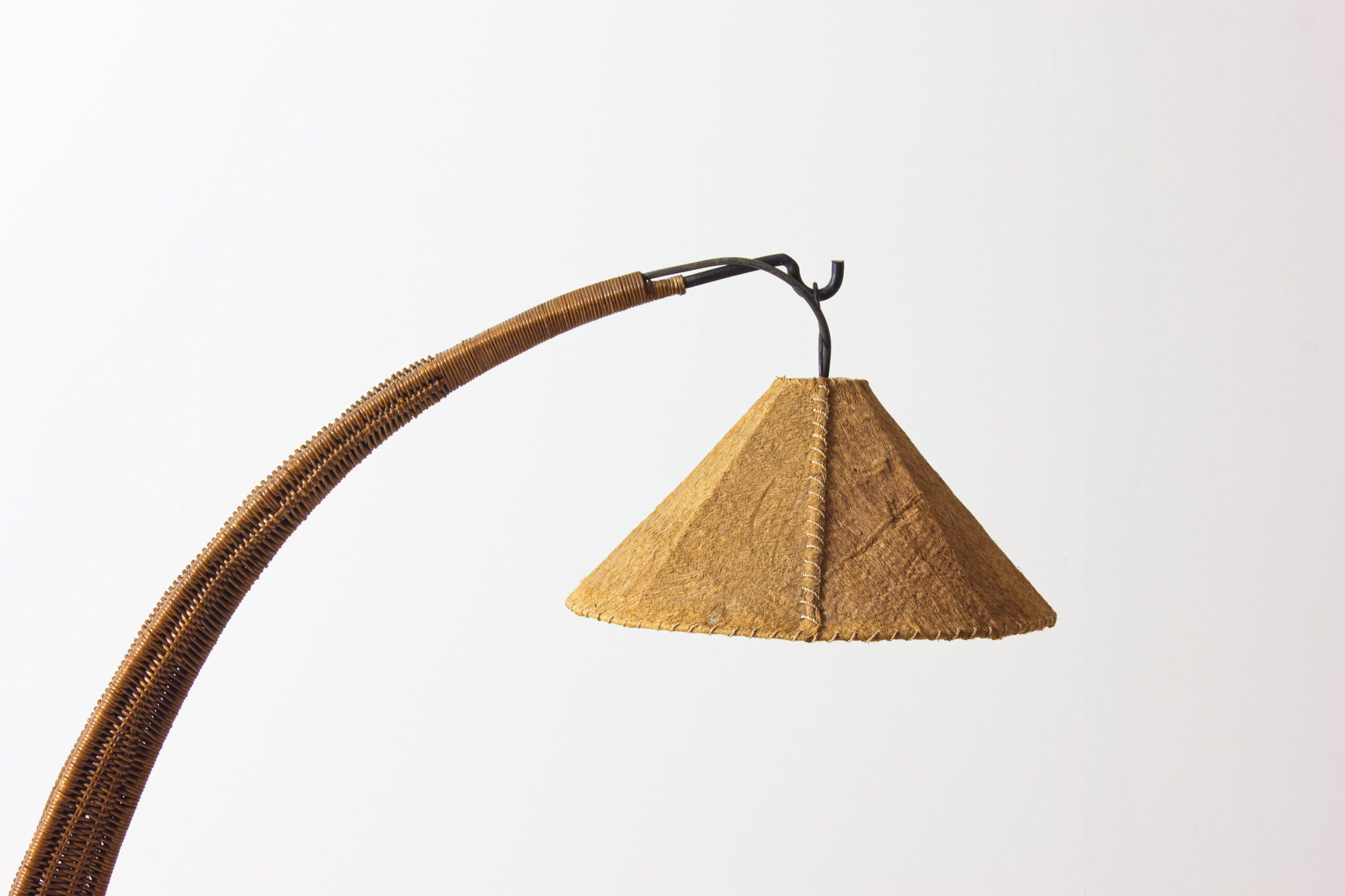 Italian_Rattan_Arc_Floor_Lamp_with_Jute_Shade,_1960s