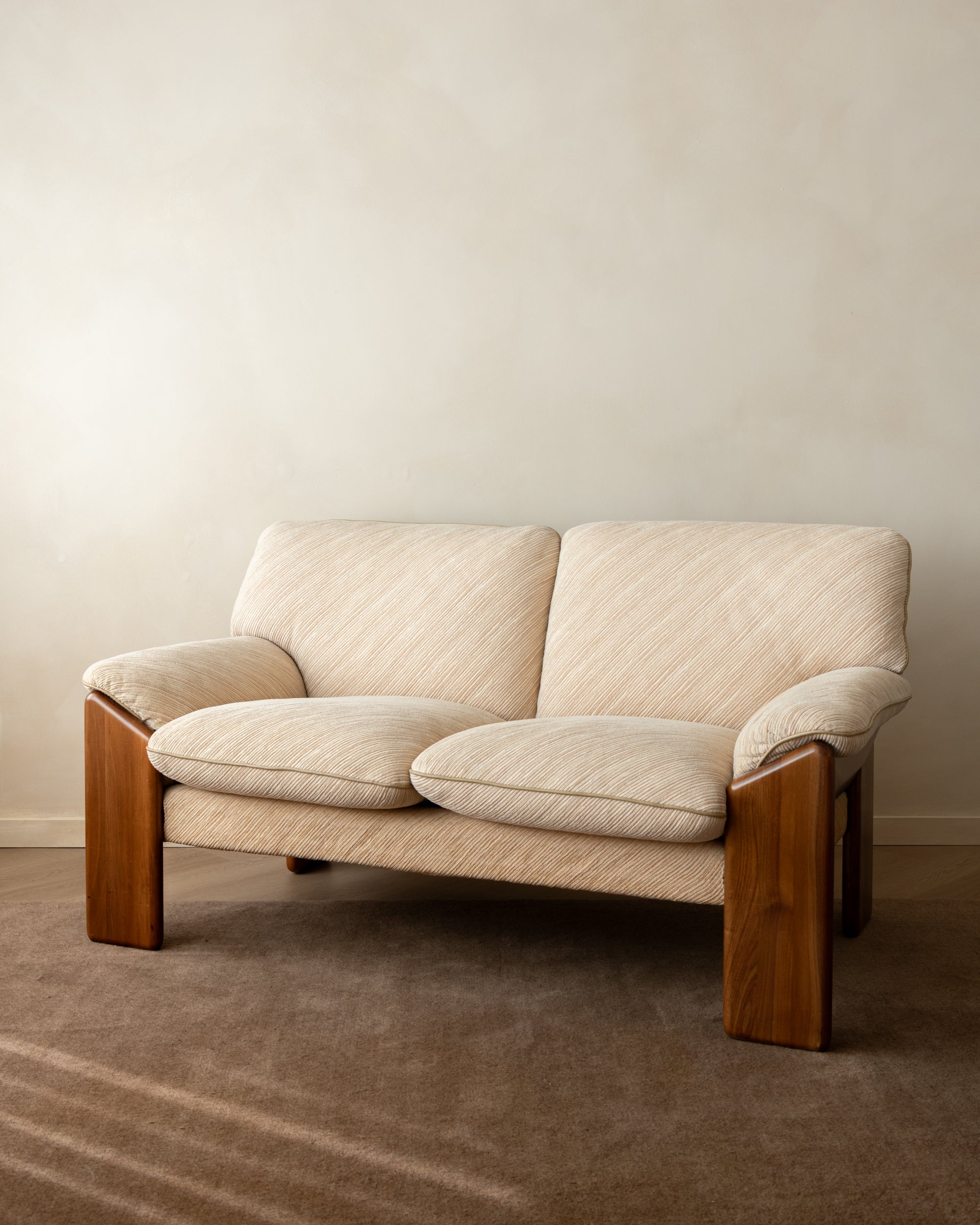 Set_of_3_Sapporo_Seating_Group_by_Mario_Marenco_for_Mobil_Girgi,_Lounge_Chairs_&_Sofa,_Italy,_1970s