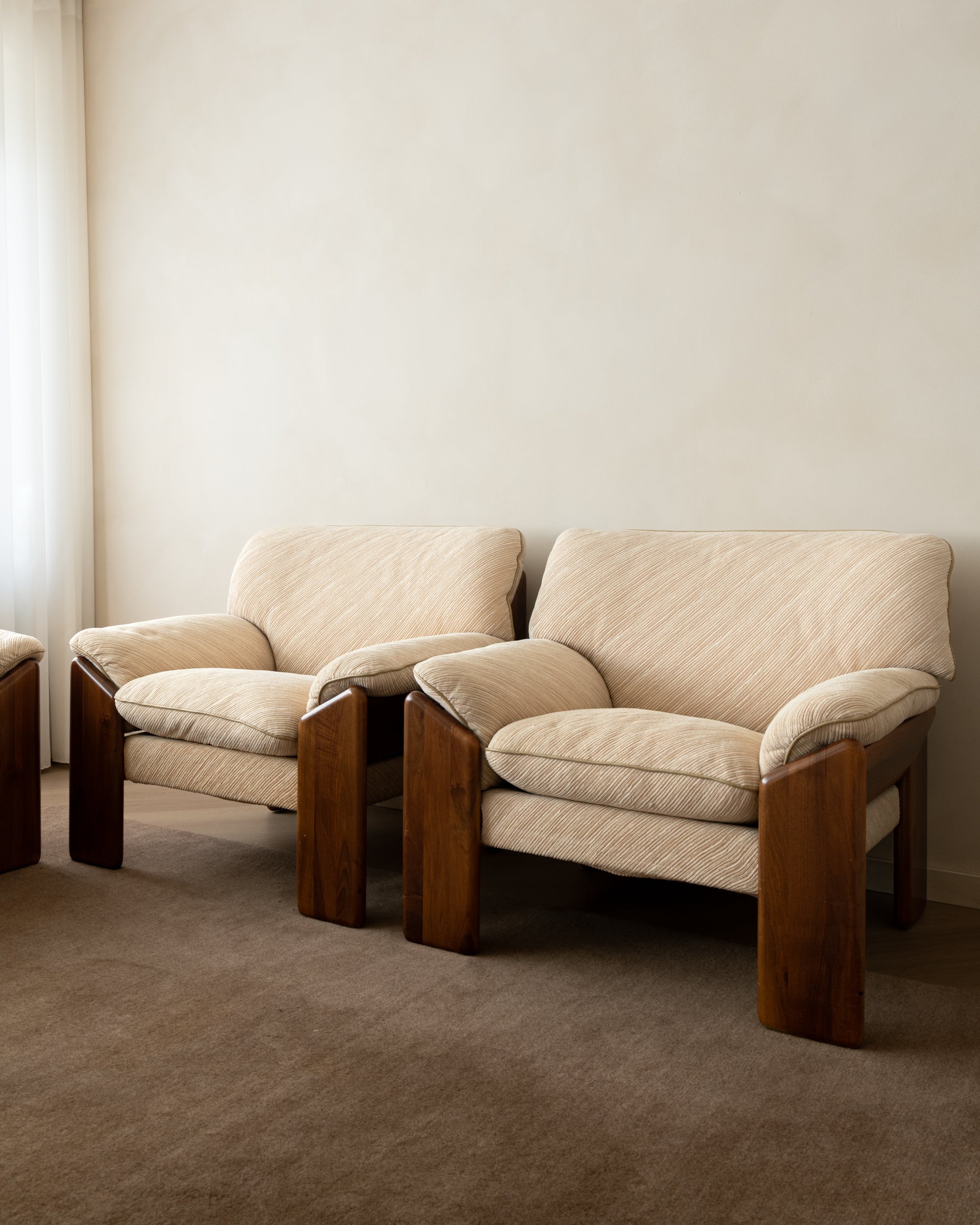 Set_of_3_Sapporo_Seating_Group_by_Mario_Marenco_for_Mobil_Girgi,_Lounge_Chairs_&_Sofa,_Italy,_1970s