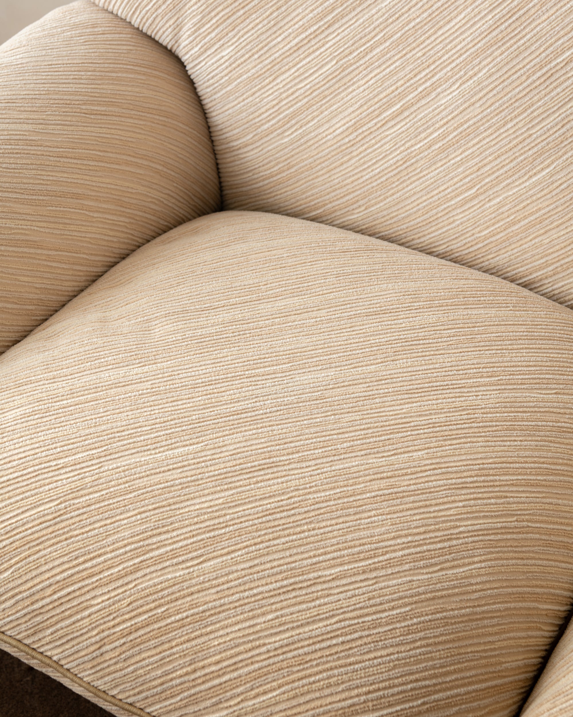 Set_of_3_Sapporo_Seating_Group_by_Mario_Marenco_for_Mobil_Girgi,_Lounge_Chairs_&_Sofa,_Italy,_1970s