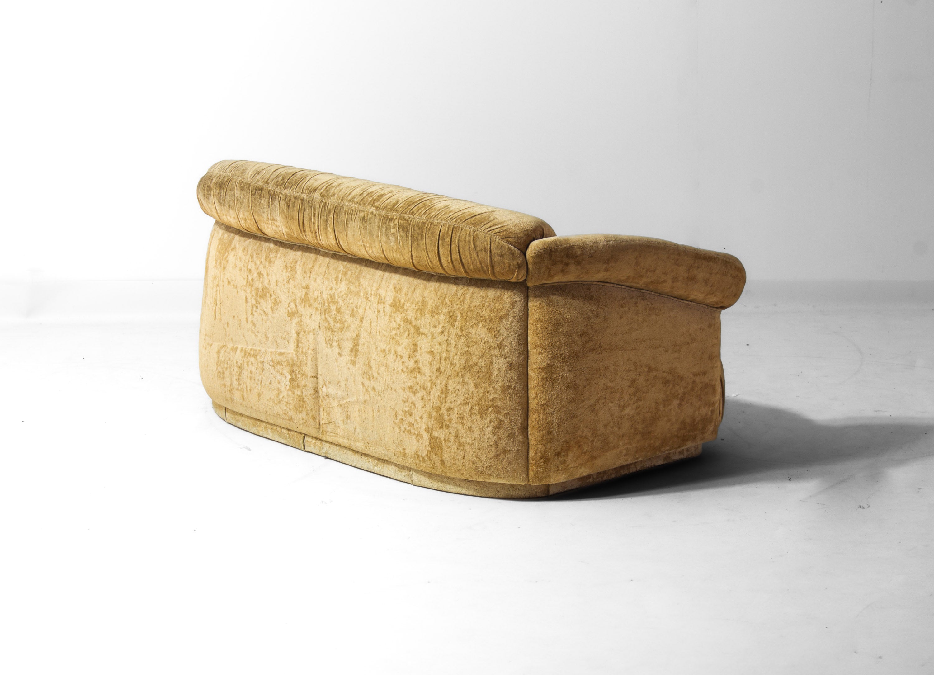 Vintage_Italian_Two_Seater_Plush_Sofa,_Beige_Low_Profile_Lounge_Sofa,_1970s_Mid_Century_Modern