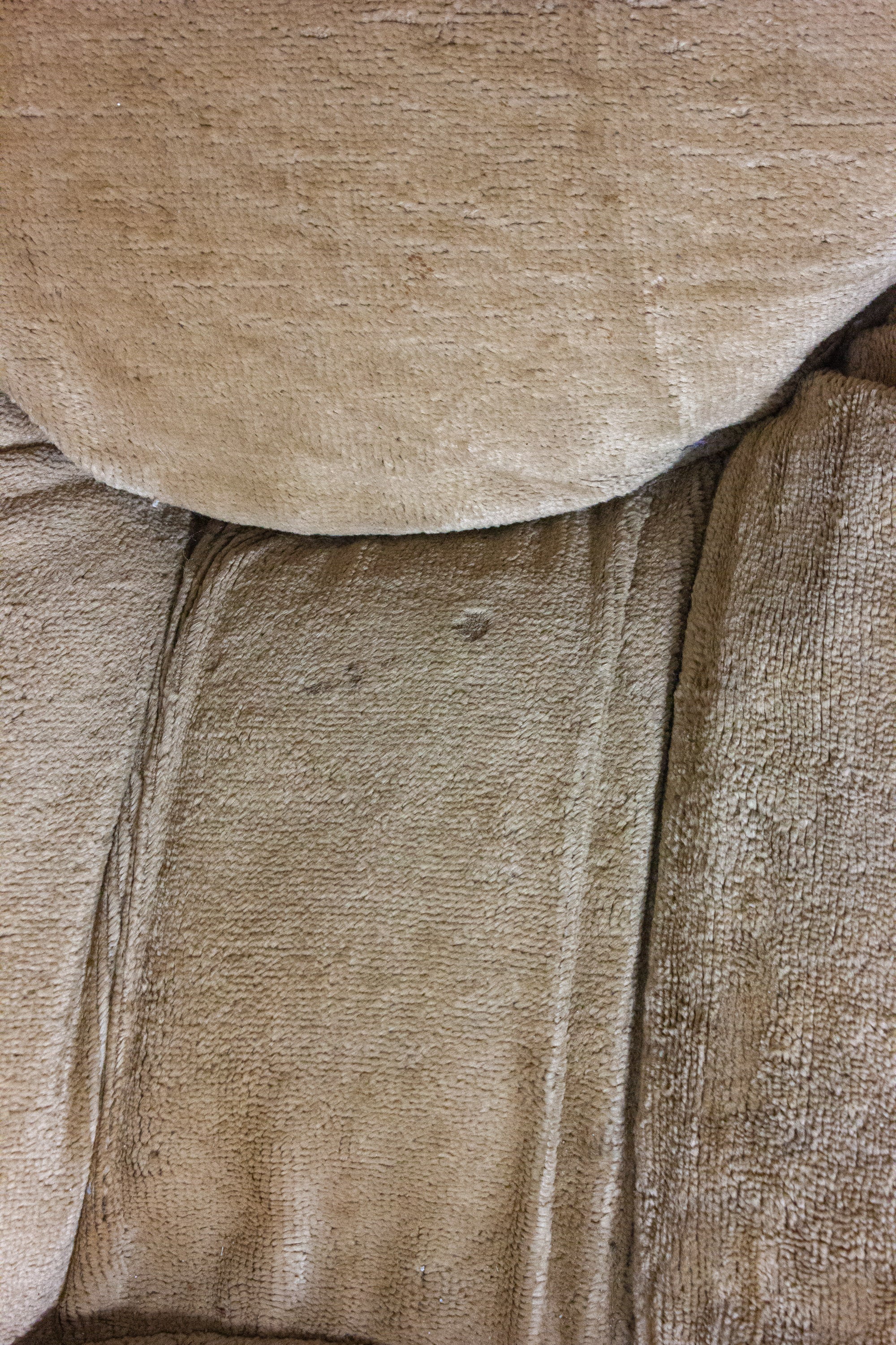 Vintage_Italian_Two_Seater_Plush_Sofa,_Beige_Low_Profile_Lounge_Sofa,_1970s_Mid_Century_Modern