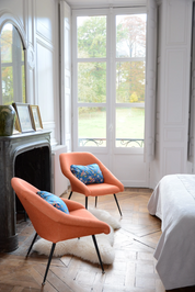 Ivory_velvet_shell_armchair_1970s