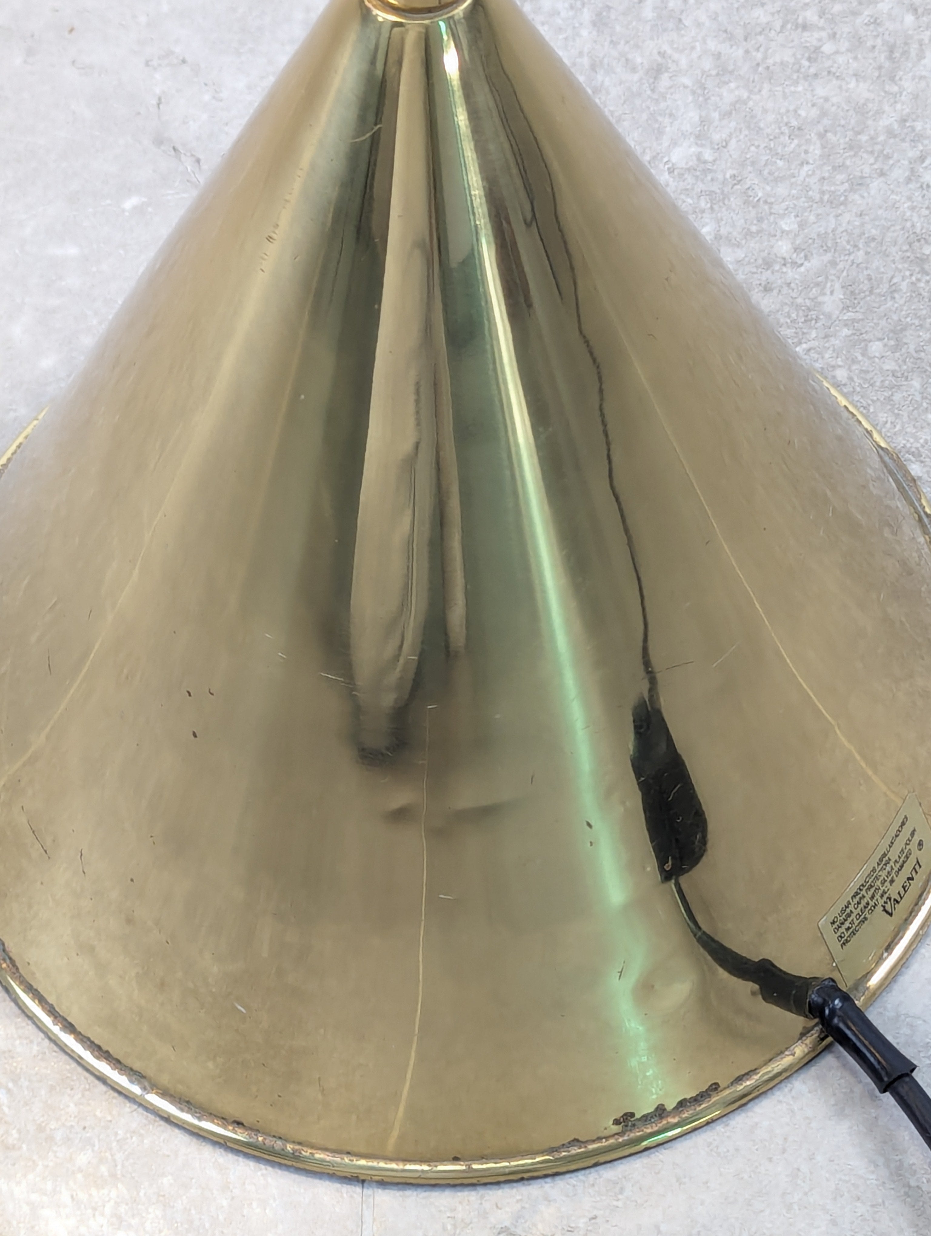Jacques_Adnet_Brass_Floor_Lamp_by_Valentí,_1970s
