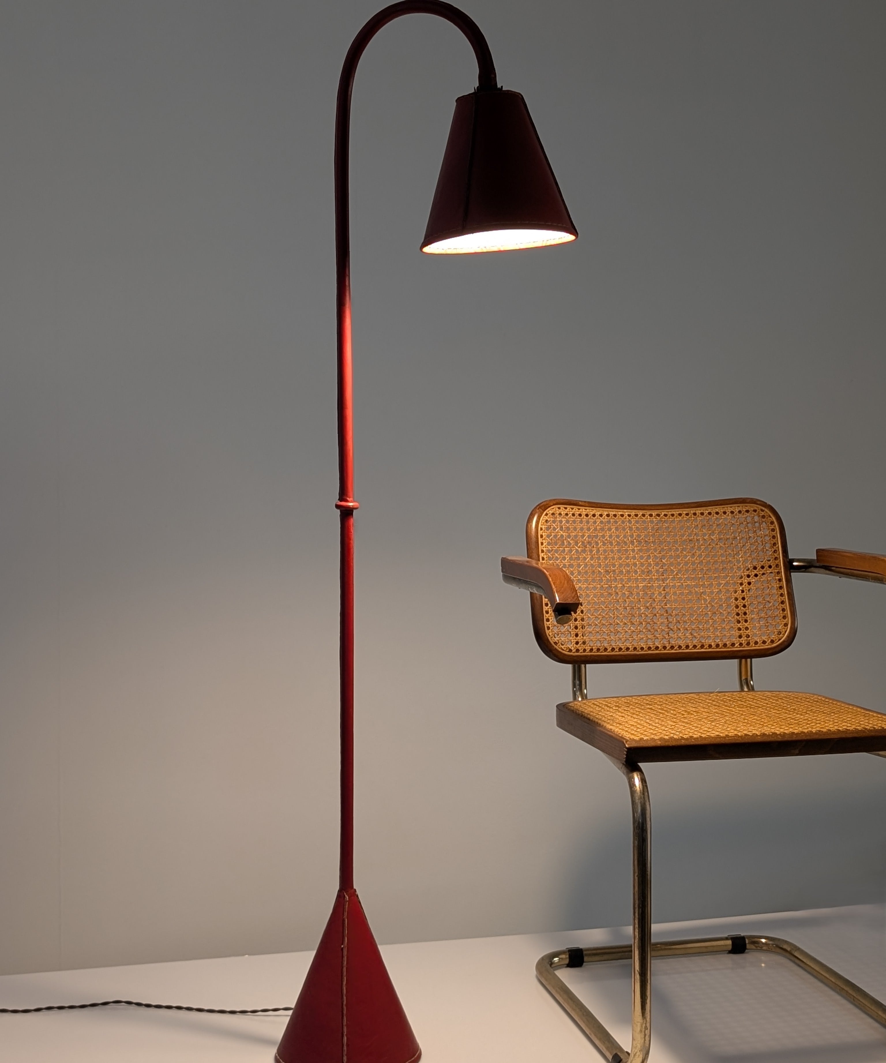 Jacques_Adnet_Modernist_Floor_Lamp_in_Red_Saddle_Leather,_France,_1960s