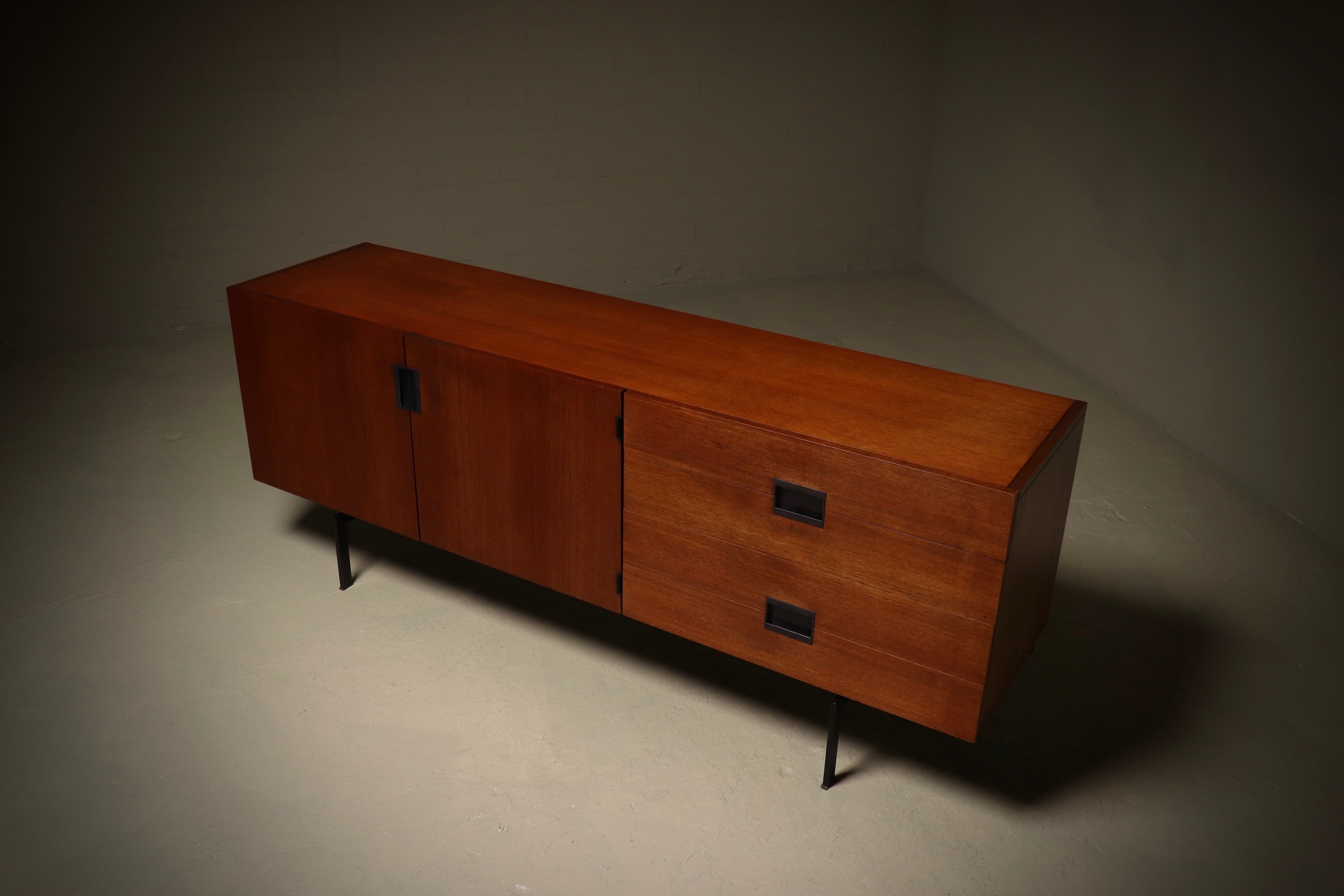 Model_DU04_Japanese_Series_Sideboard_by_Cees_Braakman_for_Pastoe,_1958,_Netherlands