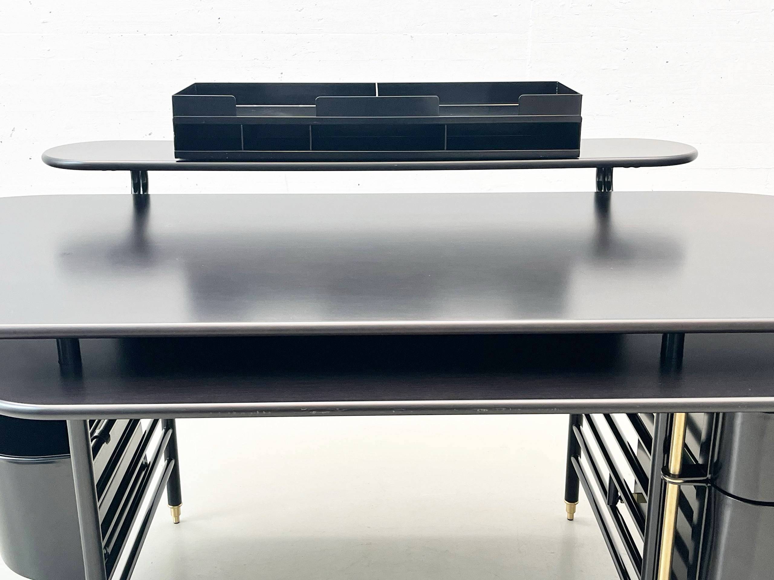 Johnson_Wax_Desk_Model_617_by_Frank_Lloyd_Wright_for_Cassina,_1992s