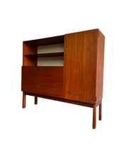 Jos_De_Mey_Teak_Cabinet_for_Vandenberghe-Pauvers,_Belgium_1960s