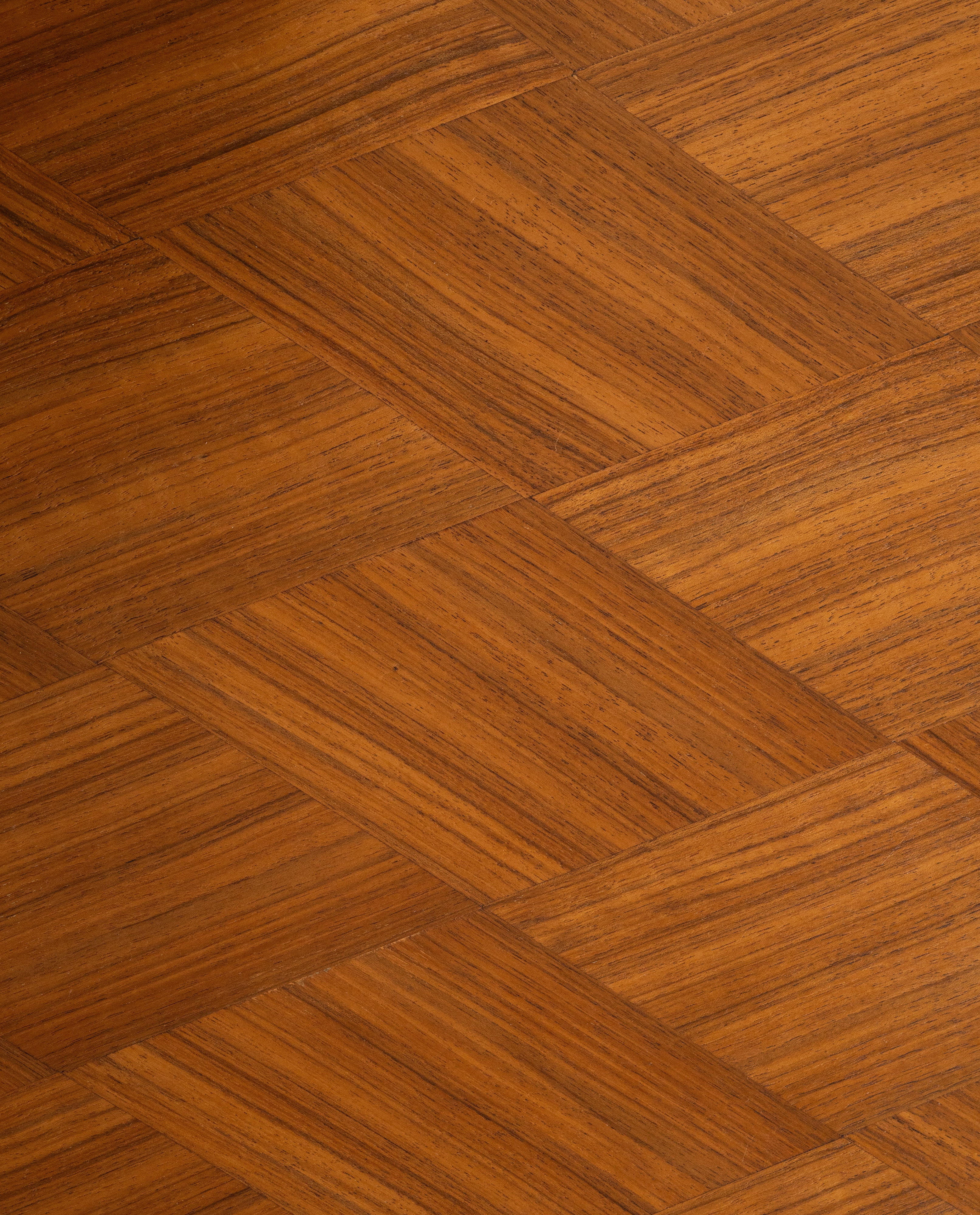 Guéridon_Side_Table_by_Jules_Leleu_from_1935