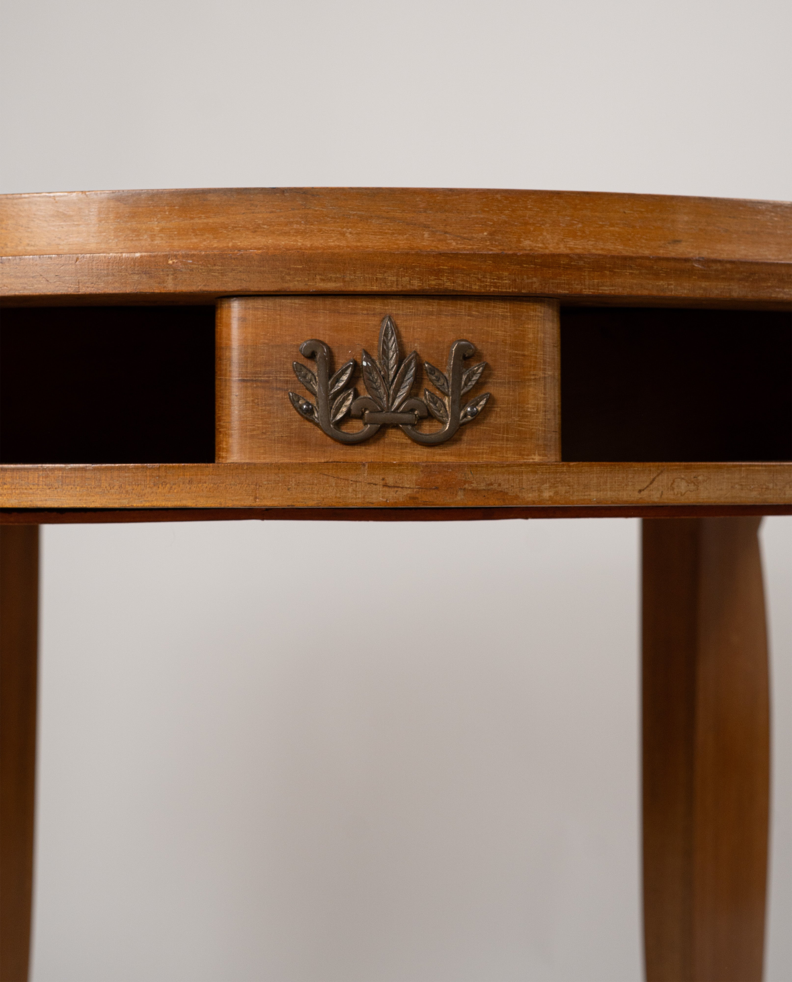 Guéridon_Side_Table_by_Jules_Leleu_from_1935