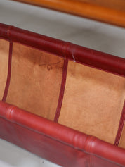 Jumbo_bookcase_Luigi_Massoni_Poltrona_Frau,_Italy_1971