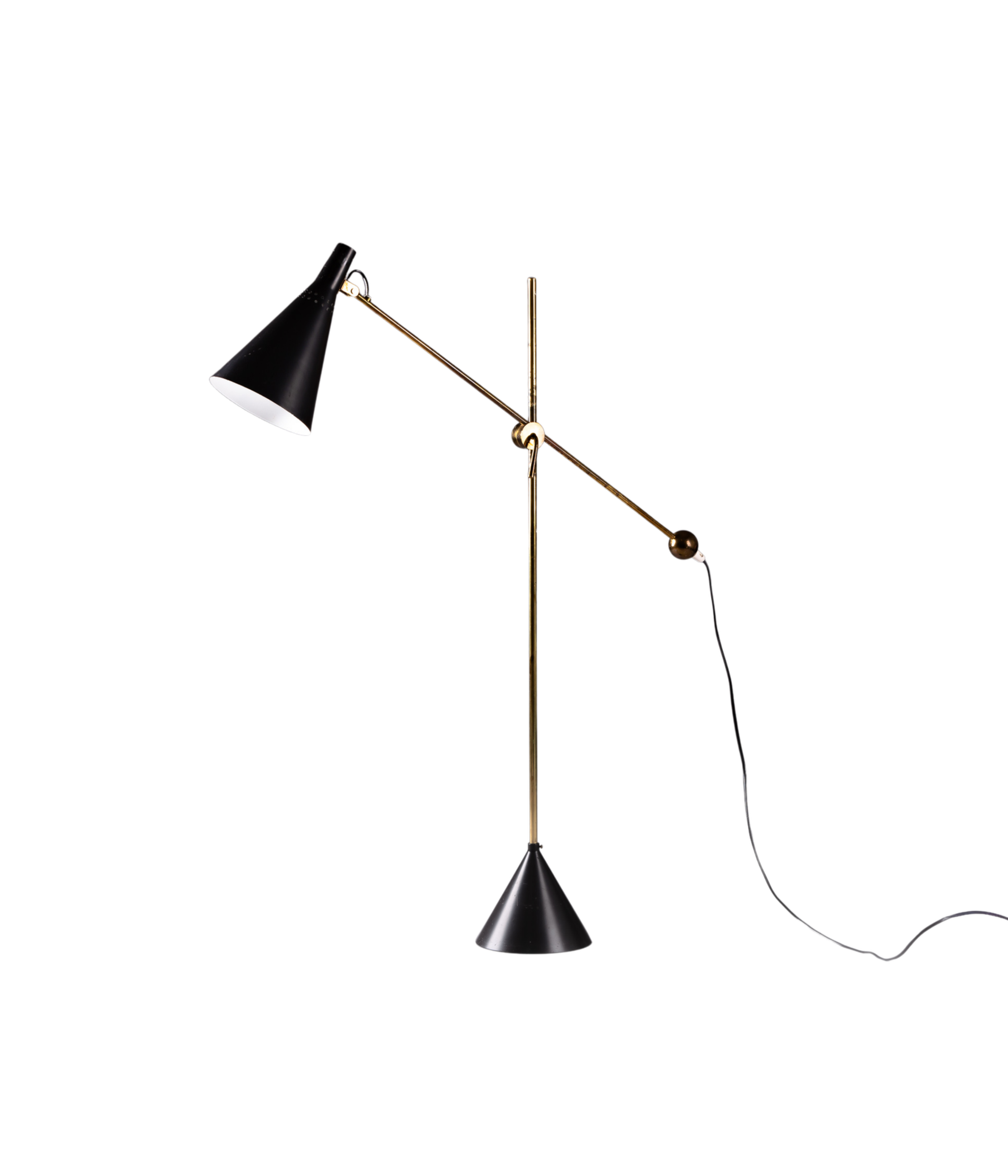 K10-11_Adjustable_Floor_Lamp_by_Tapio_Wirkkala_for_Idman_Oy,_Brass_and_Black_Metal,_Finland,_1950s