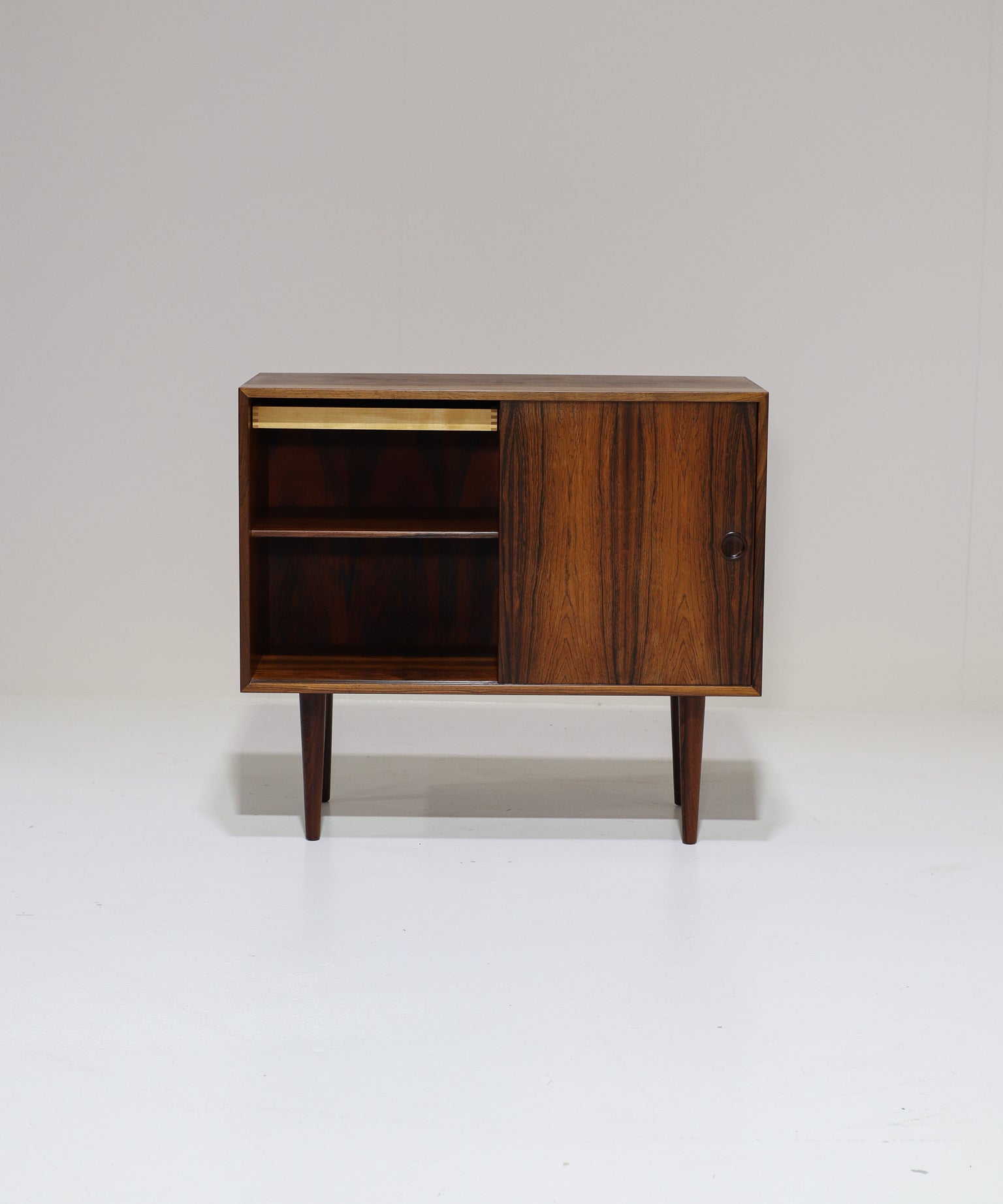 Kai_Kristiansen_cabinet_rosewood_Denmark_1960s