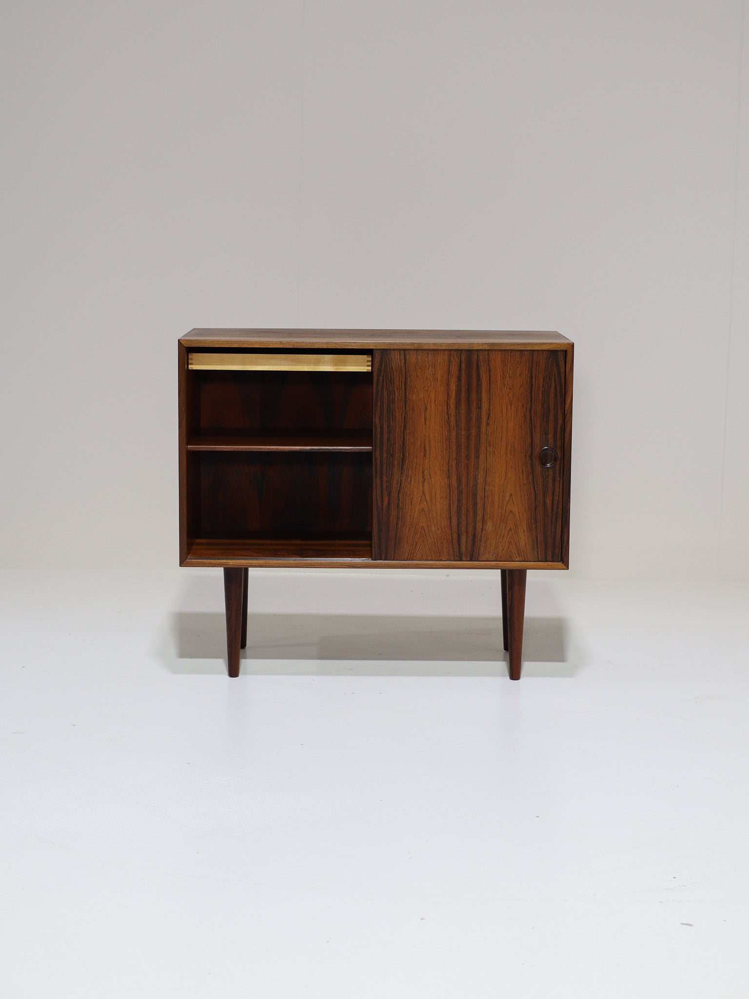 Kai_Kristiansen_cabinet_rosewood_Denmark_1960s
