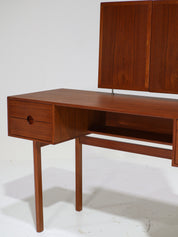 Kai_Kristiansen_Model_40_Dressing_Table_for_Aksel_Kjersgaard,_Denmark_1960s