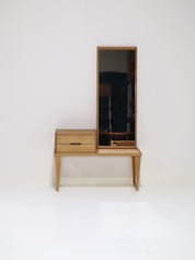1960s_Entrance_Set_by_Kai_Kristiansen_for_Aksel_Kjersgaard_in_Oak,_Denmark