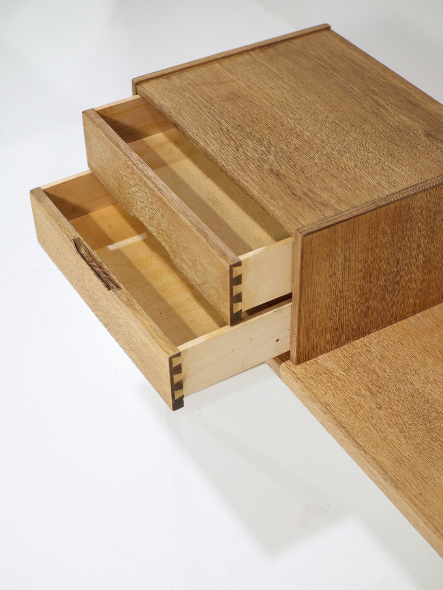 1960s_Entrance_Set_by_Kai_Kristiansen_for_Aksel_Kjersgaard_in_Oak,_Denmark