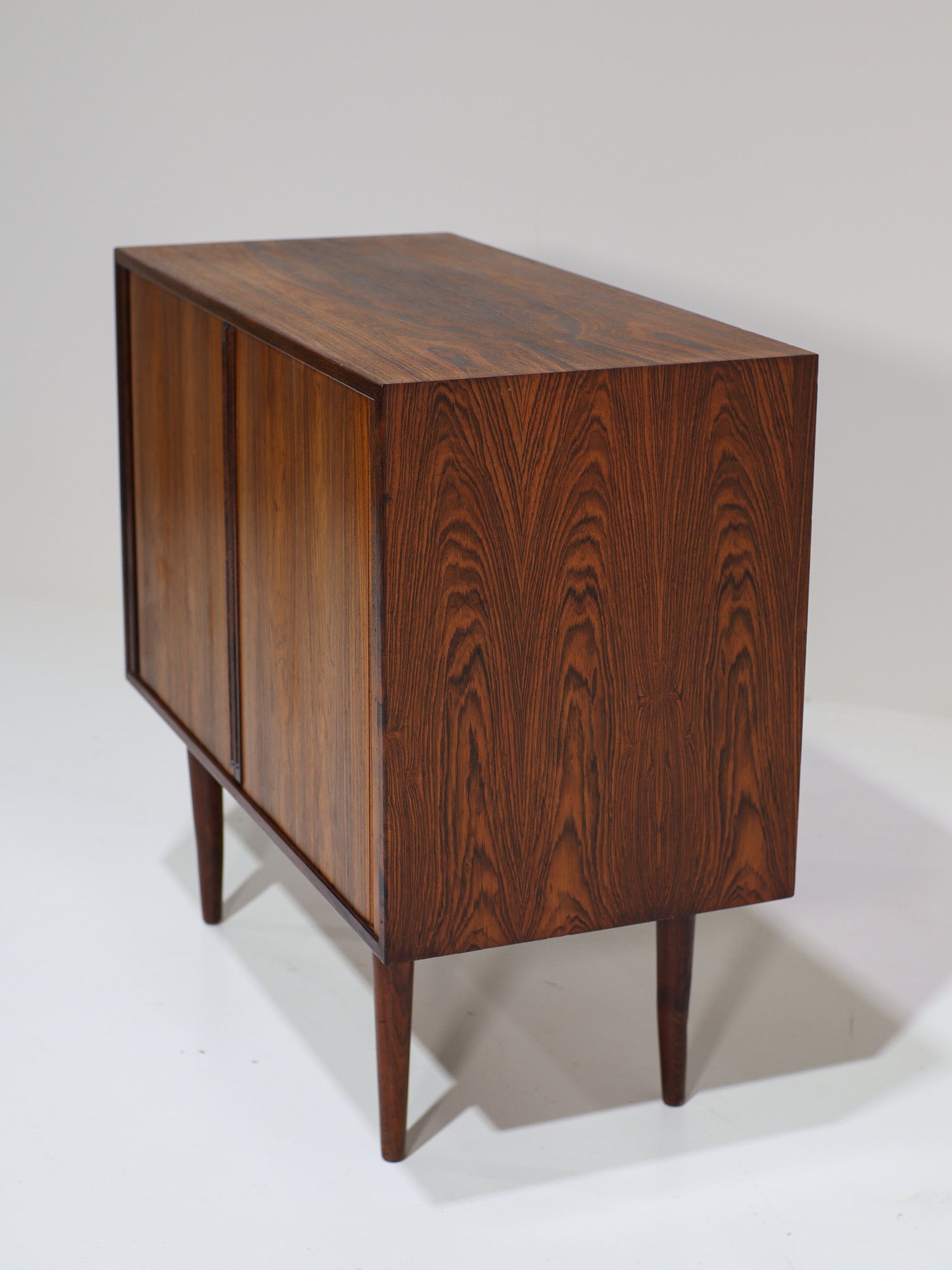 Kai_Kristiansen_tambour_cabinet_lp-storage_Denmark_1960s