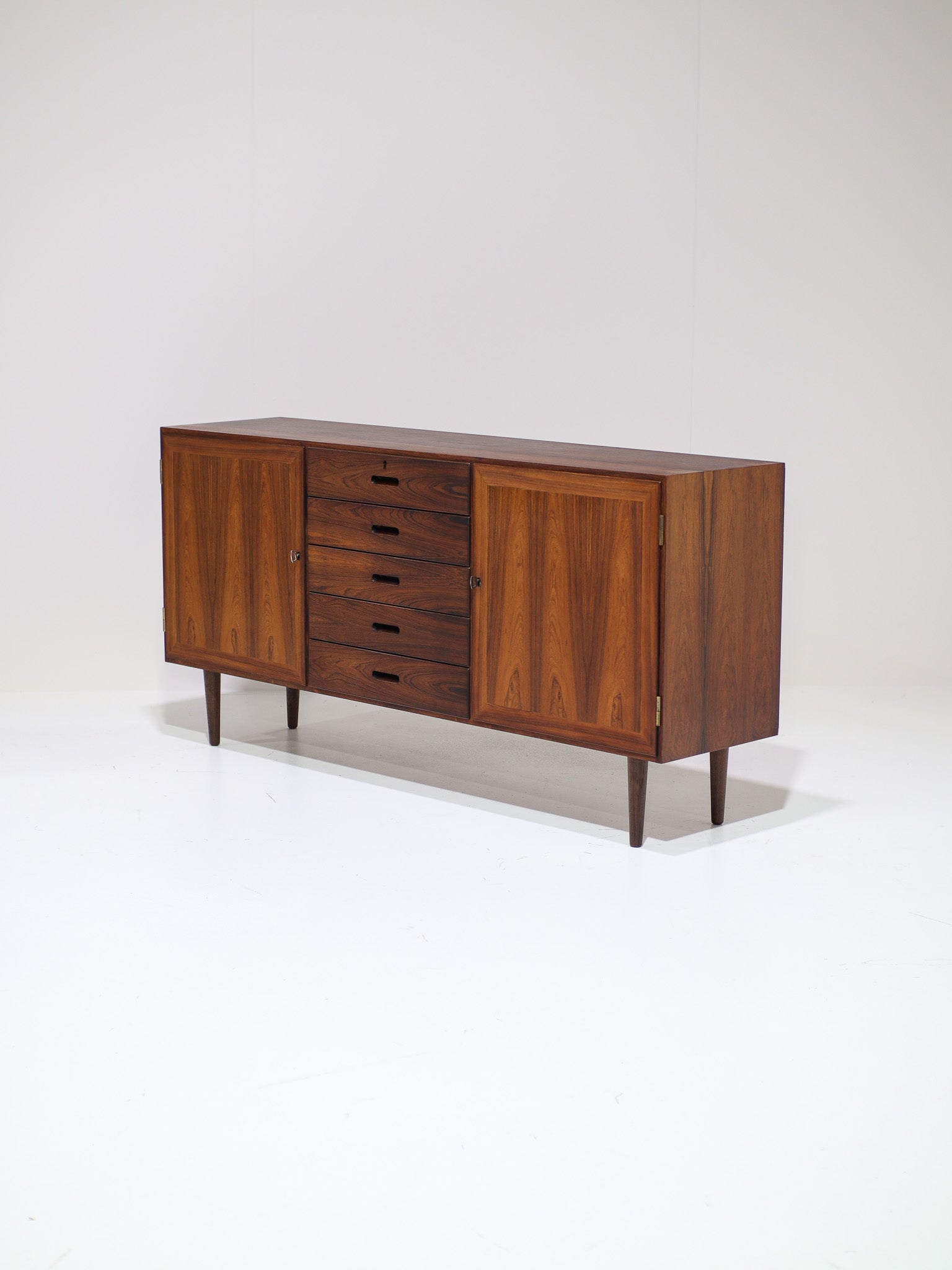 Kai_Winding_sideboard_rosewood_vintage_Danish_1960s