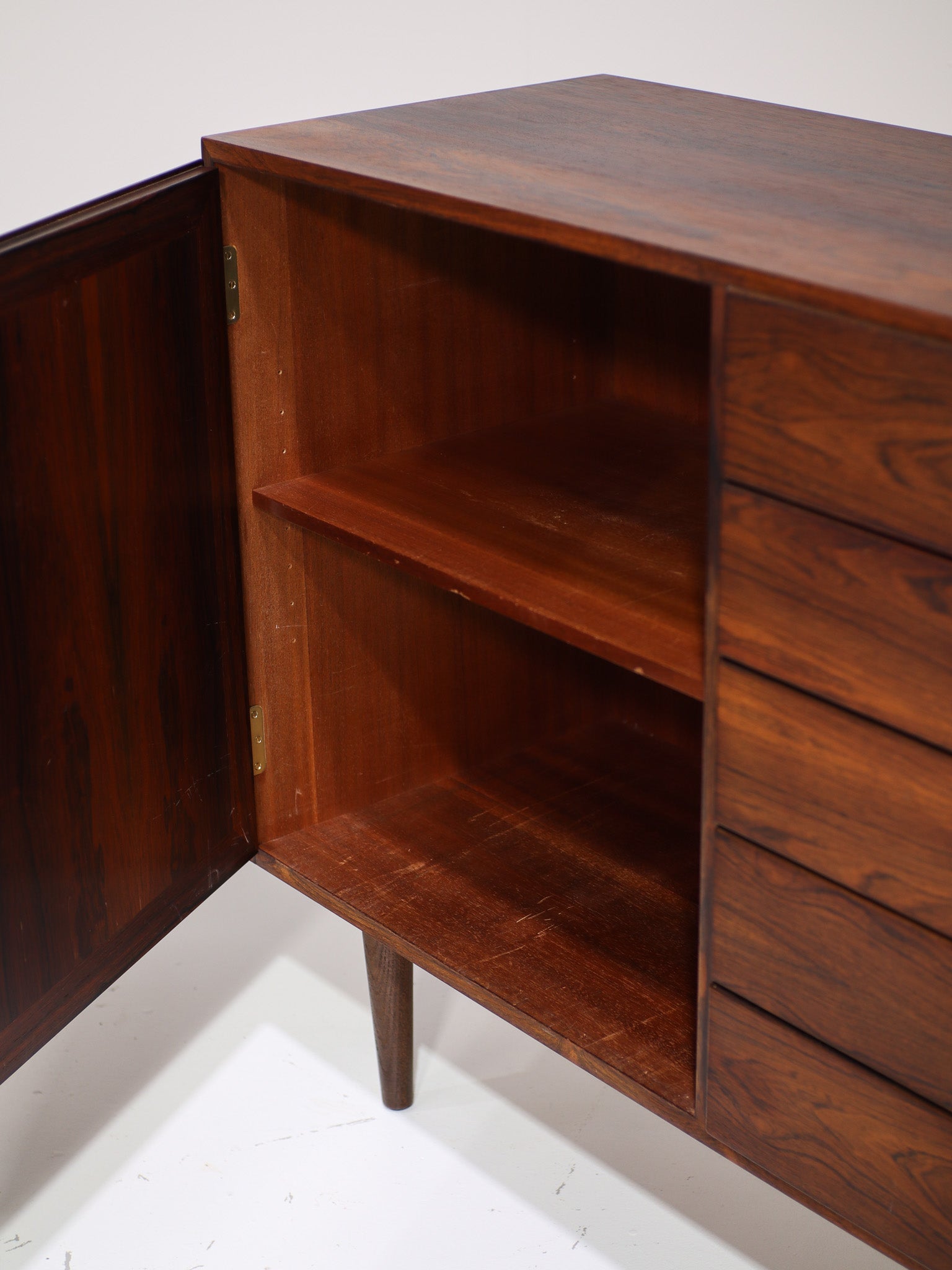 Kai_Winding_sideboard_rosewood_vintage_Danish_1960s