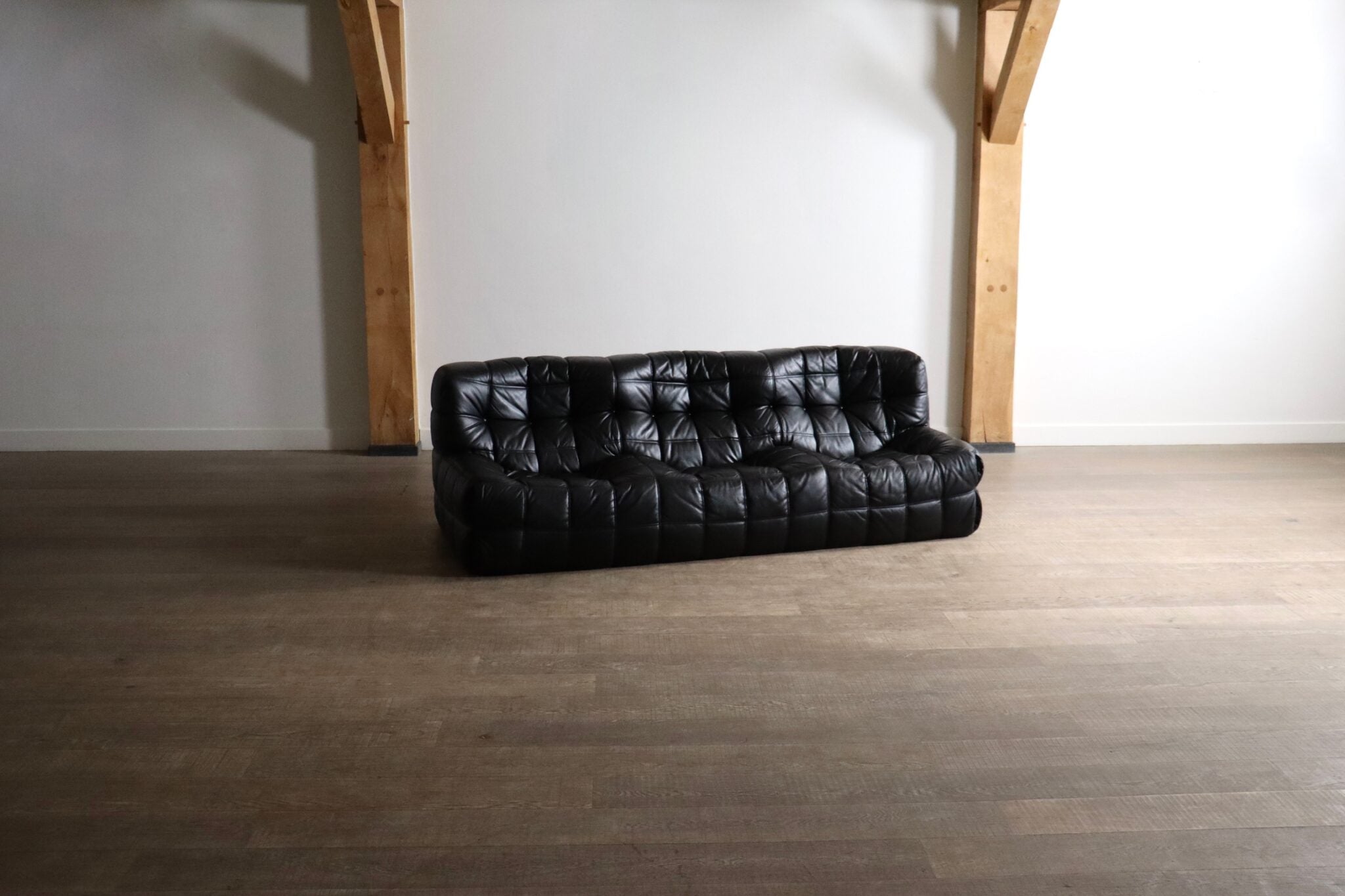 Kashima_Three_Seater_Sofa_by_Michel_Ducaroy_for_Ligne_Roset,_Cream_Leather,_1970s_French_Design