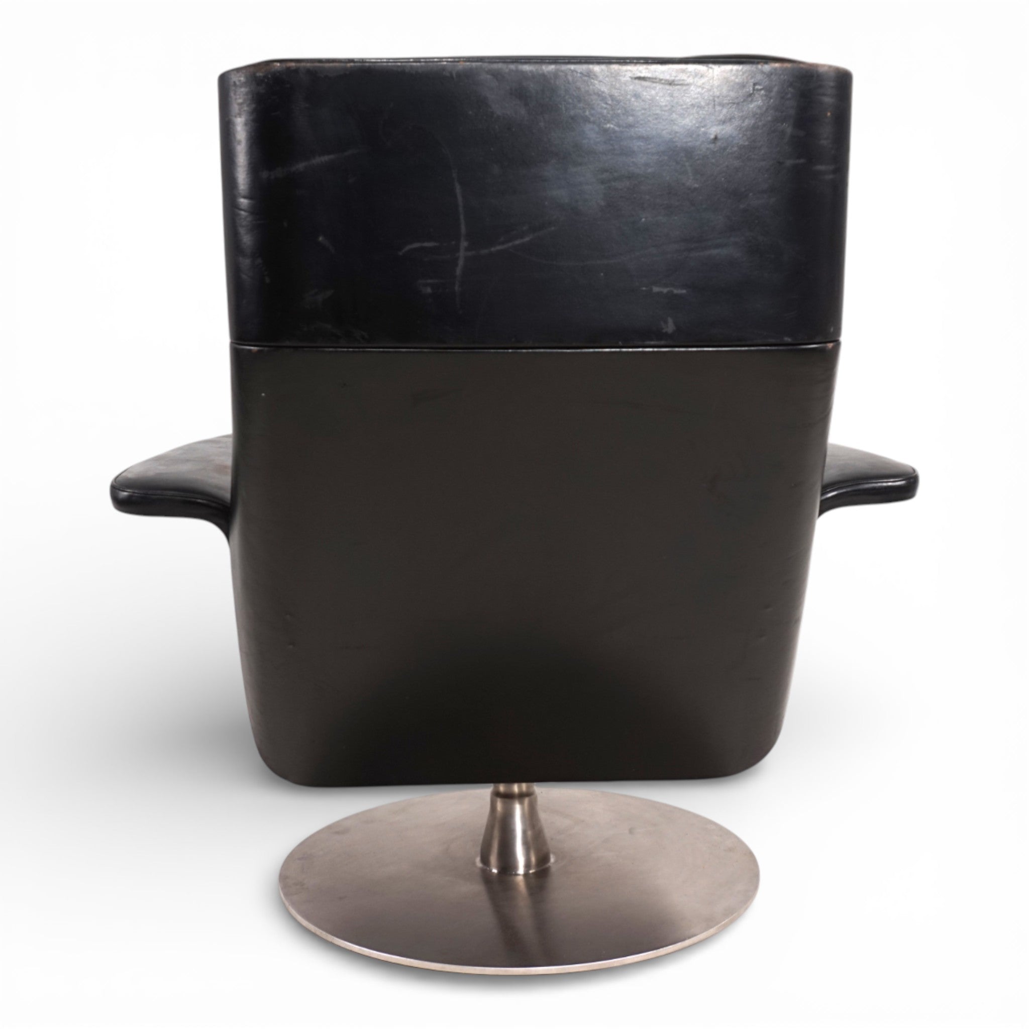 Set_of_Kaufeld_Siesta_62_leather_lounge_chair_with_ottoman_by_Jacques_Brule,_1960