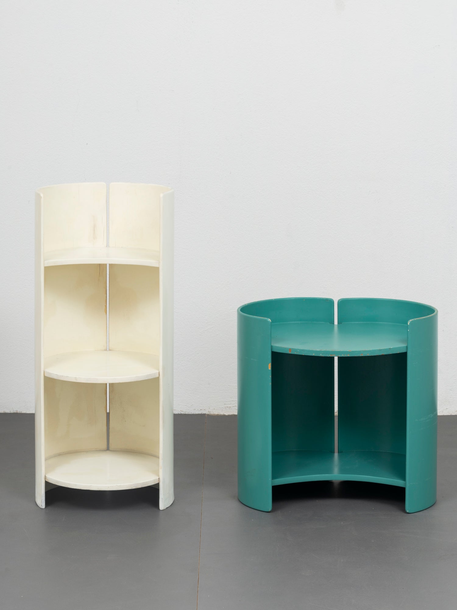 Kazuhide_Takahama_Gea_Bent_Plywood_Cabinet_for_Gavina,_Italy,_1960s