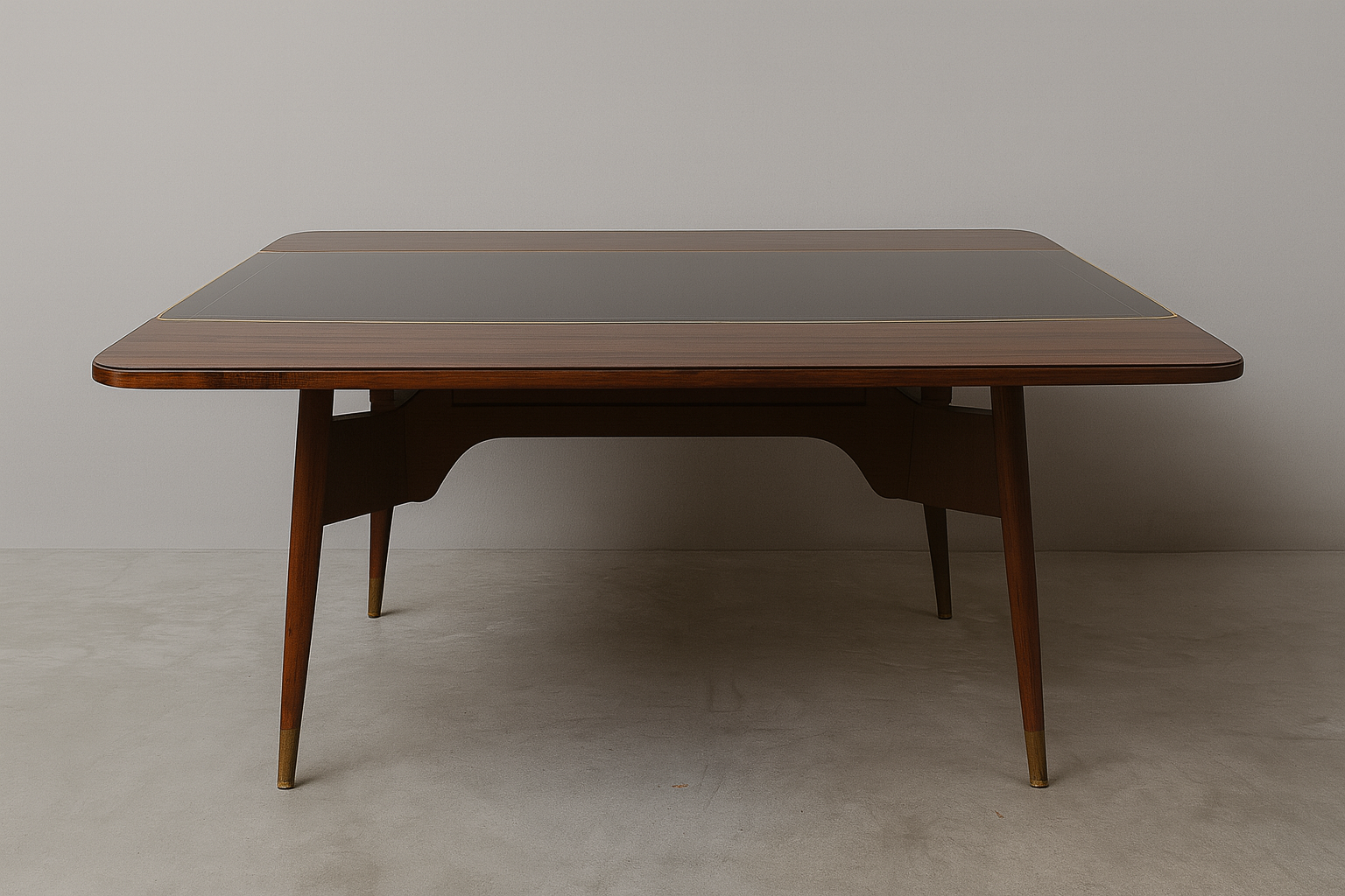 Kitifa_Tisch_Dining_or_Coffee_Table