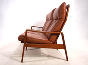 Komfort_3-seater_leather_sofa_by_Arne_Wahl_Iversen,_1960