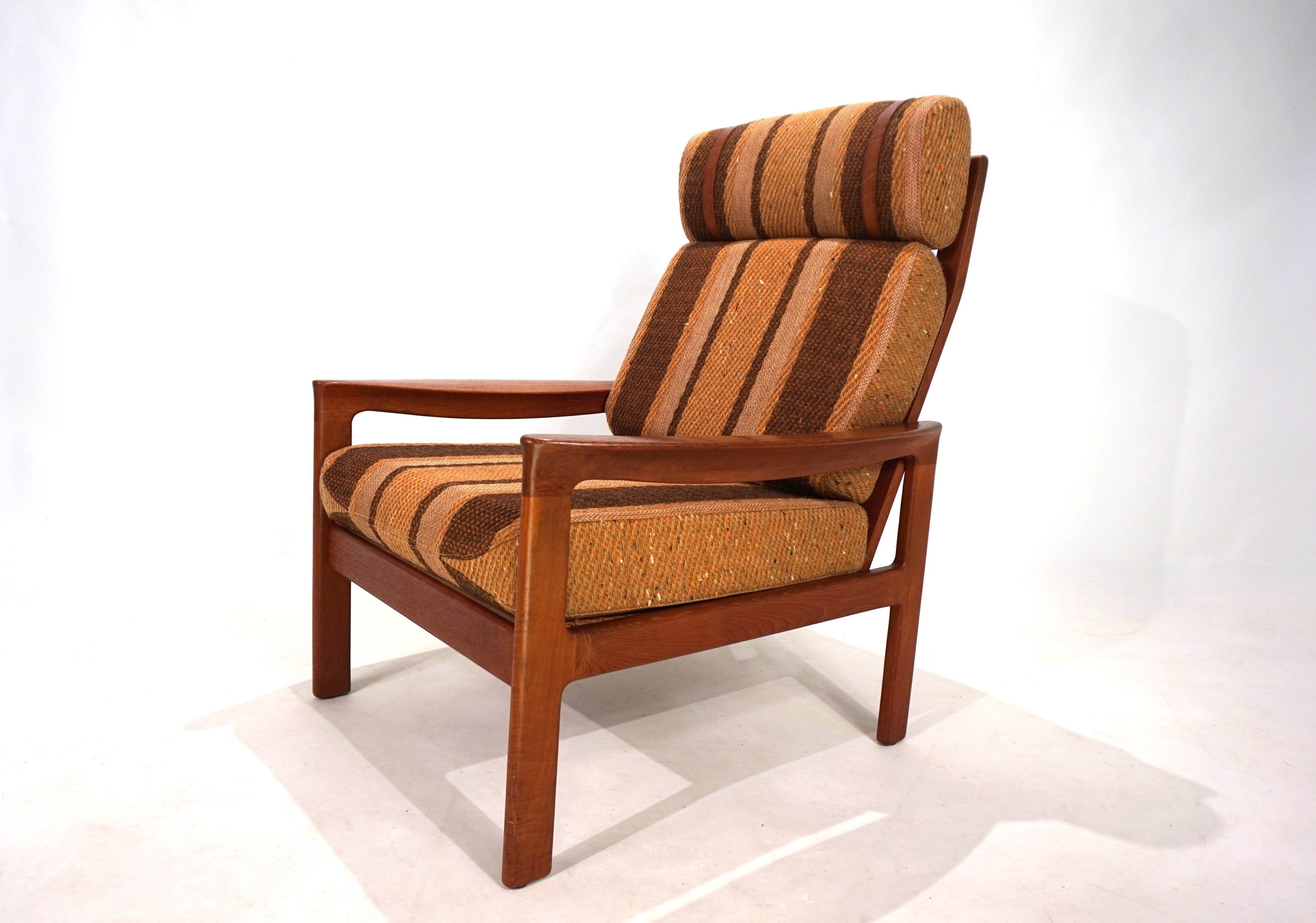 Komfort_teak_armchair_by_Arne_Wahl_Iversen,_1960