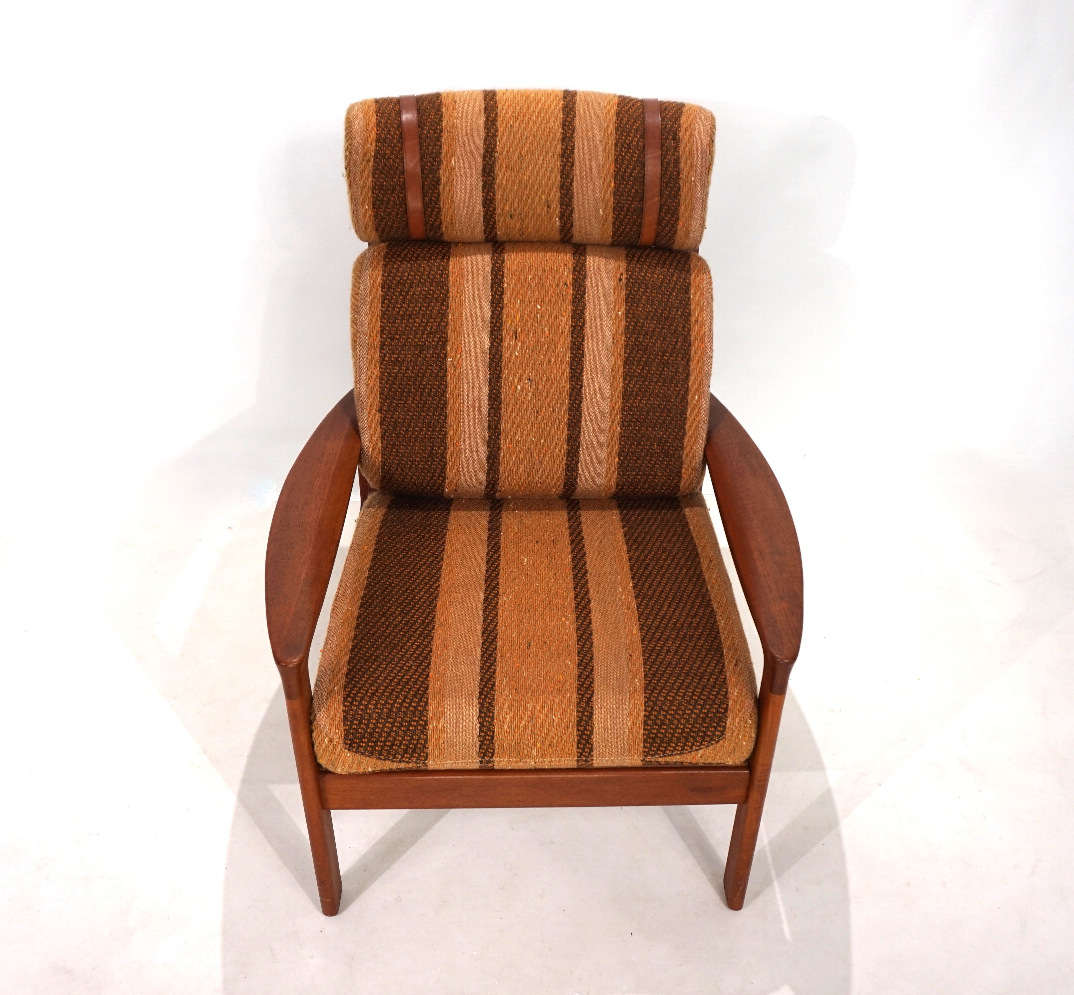 Komfort_teak_armchair_by_Arne_Wahl_Iversen,_1960