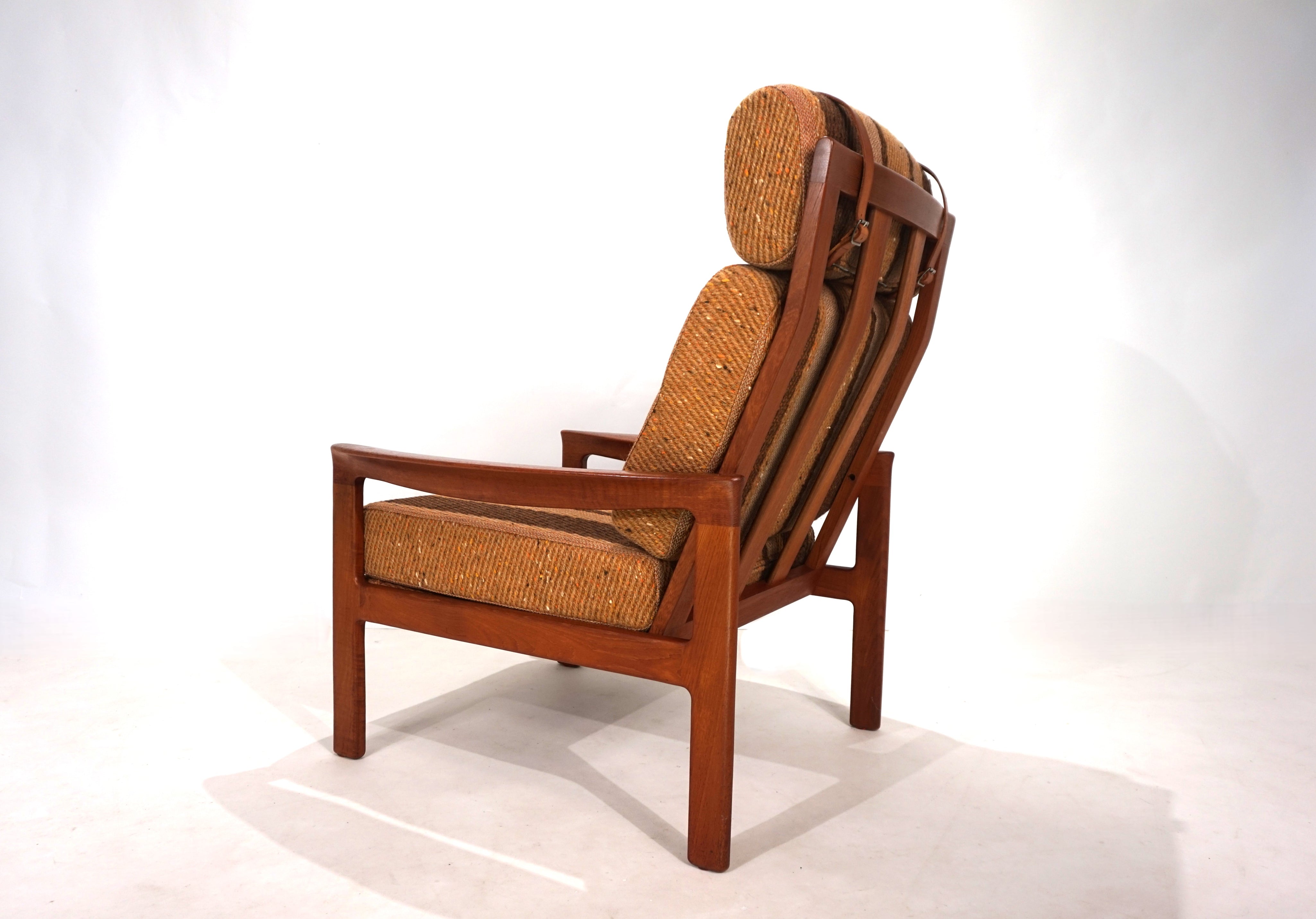 Komfort_teak_armchair_by_Arne_Wahl_Iversen,_1960