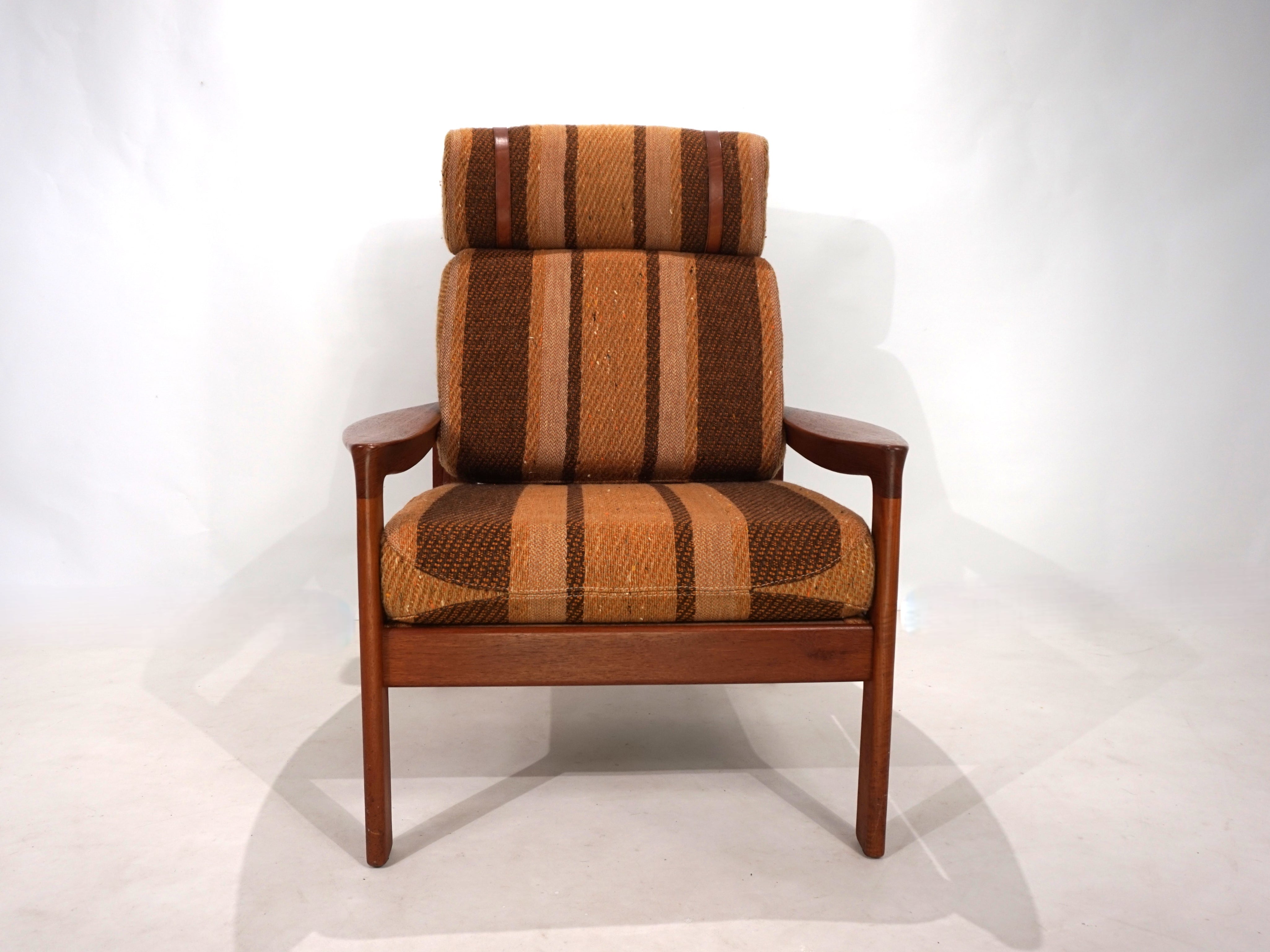 Komfort_teak_armchair_by_Arne_Wahl_Iversen,_1960