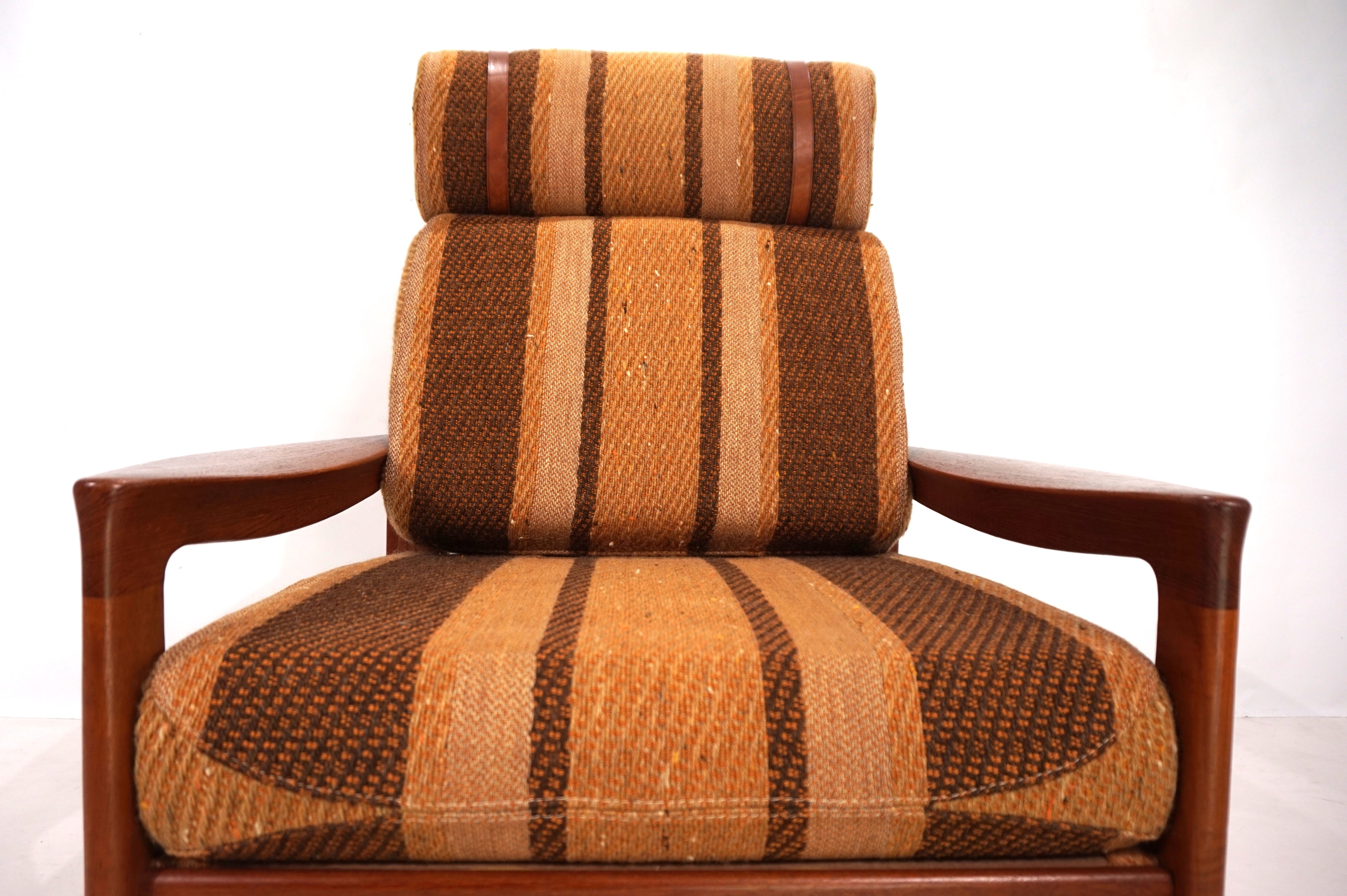 Komfort_teak_armchair_by_Arne_Wahl_Iversen,_1960
