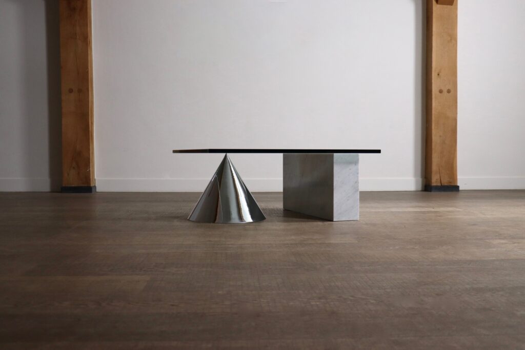 Kono_Coffee_Table_by_Lella_&_Massimo_Vignelli_for_Casigliani,_Marble,_Chrome_and_Glass,_Italy,_1984