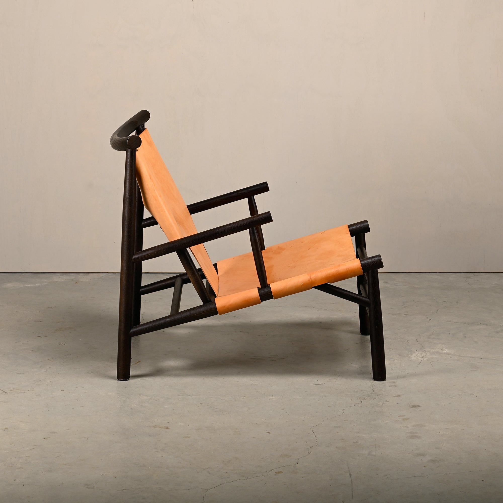 Norr11_Samurai_Lounge_Chair_in_Oak_and_Saddle_Leather,_Denmark