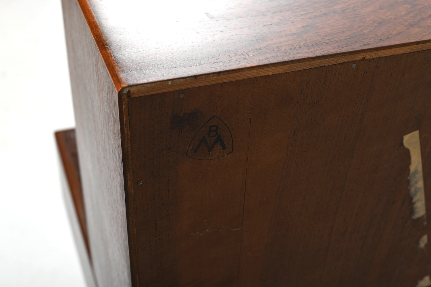 Kurt_Østervig_Low_Walnut_Sideboard_with_Bookcase_Top_1950s