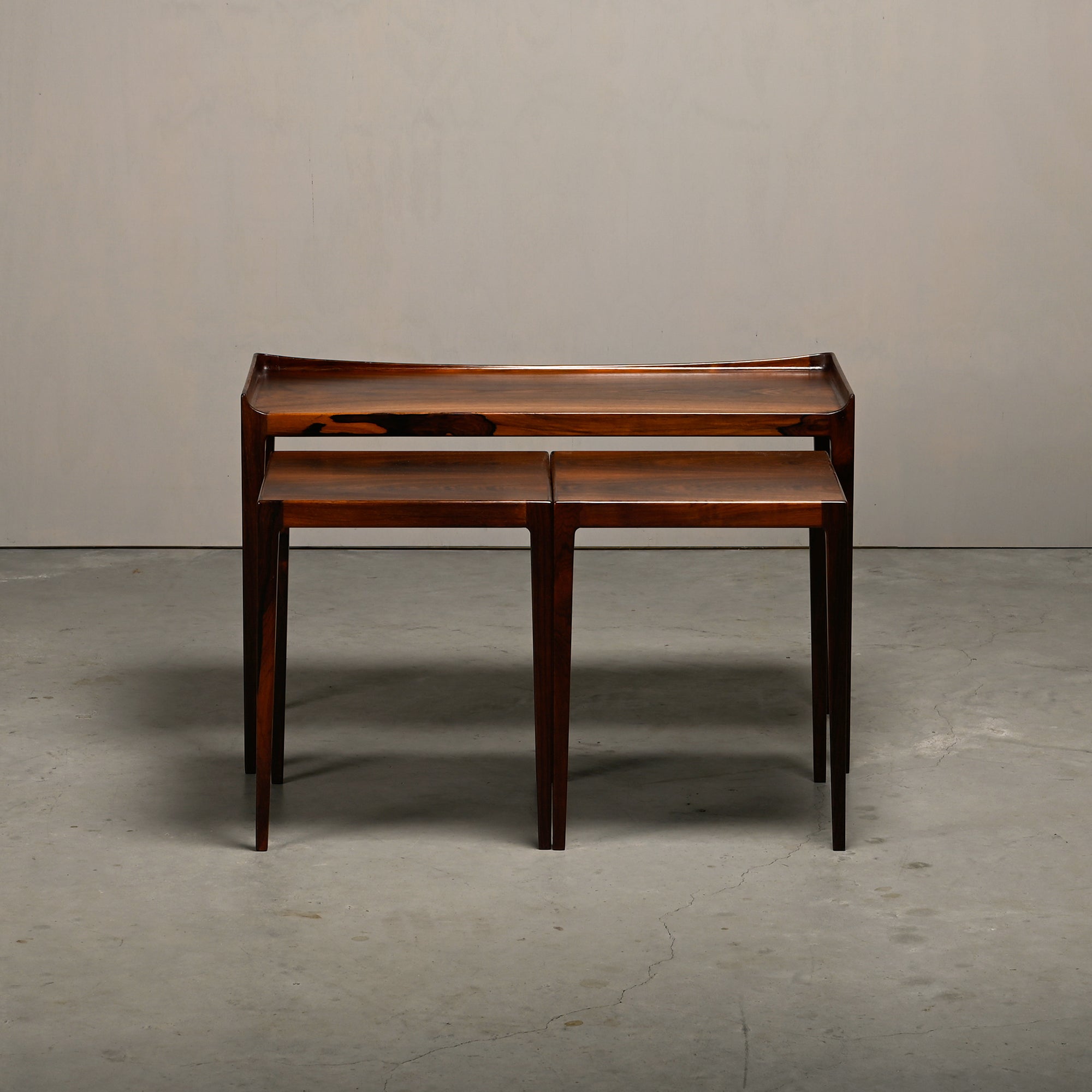 Set_of_3_Nesting_Side_Tables_by_Kurt_Østervig_for_Jason_Møbler,_Rosewood,_Denmark_1958