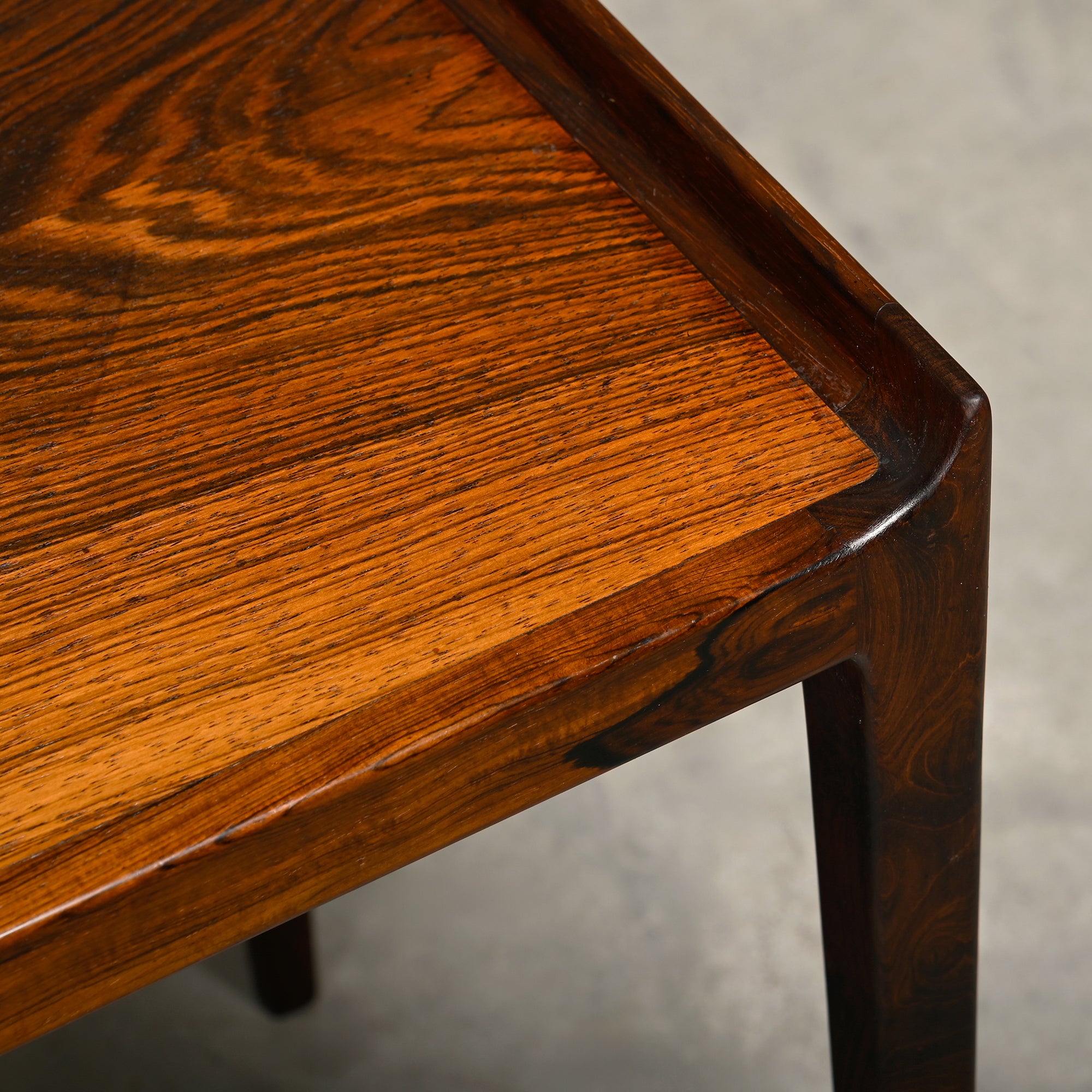 Set_of_3_Nesting_Side_Tables_by_Kurt_Østervig_for_Jason_Møbler,_Rosewood,_Denmark_1958