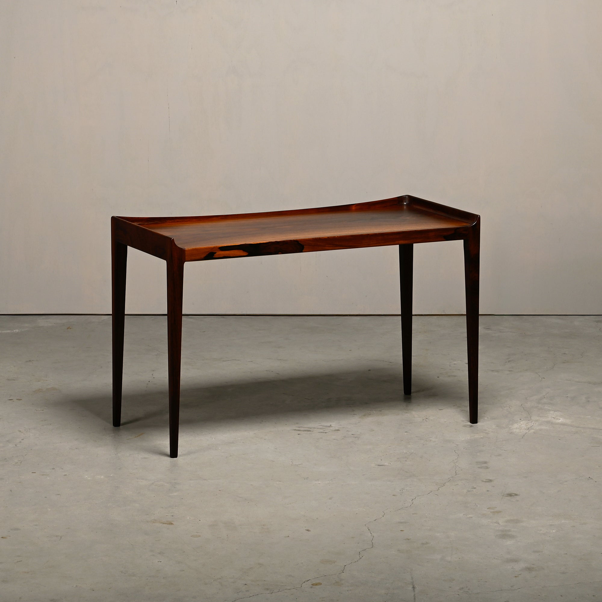 Set_of_3_Nesting_Side_Tables_by_Kurt_Østervig_for_Jason_Møbler,_Rosewood,_Denmark_1958