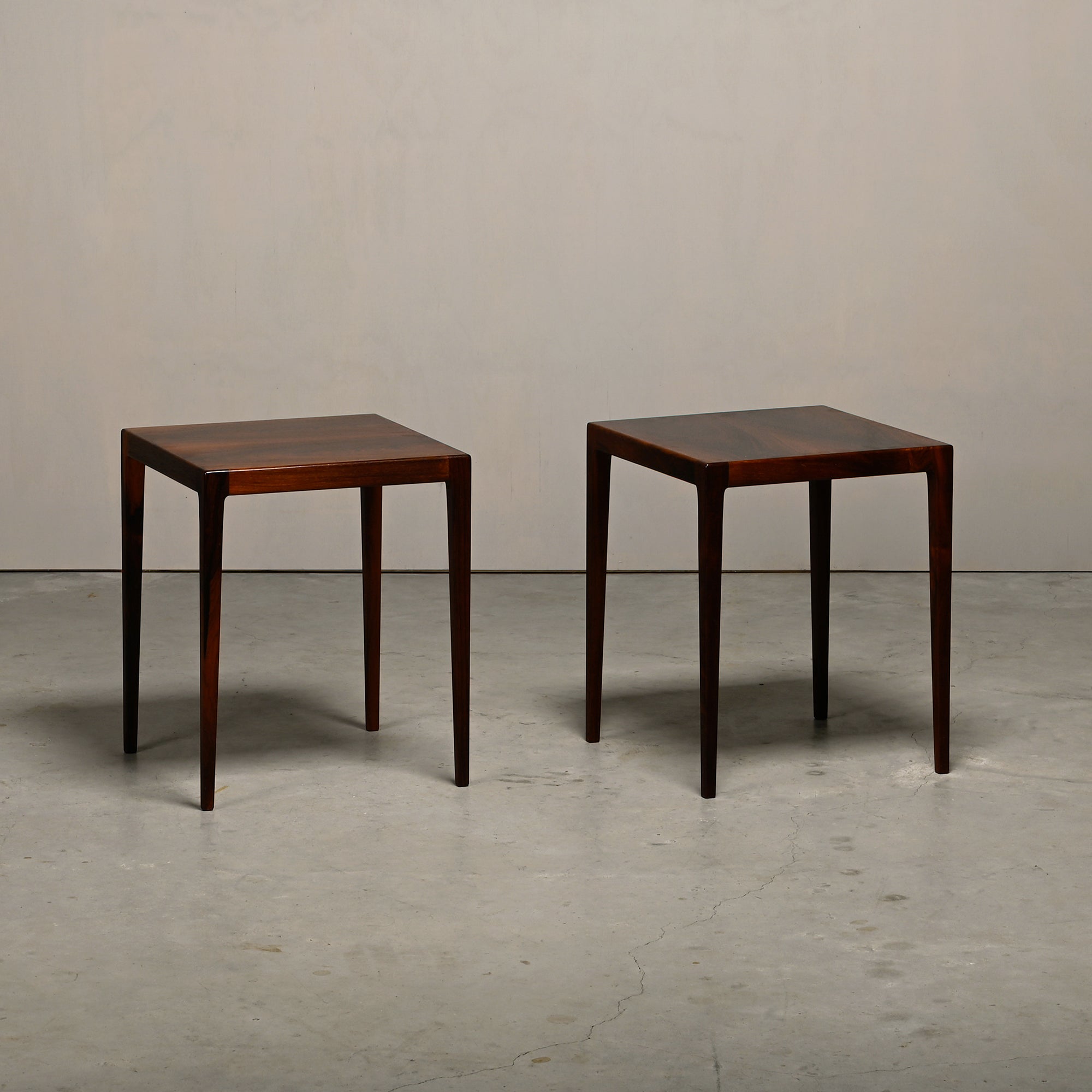 Set_of_3_Nesting_Side_Tables_by_Kurt_Østervig_for_Jason_Møbler,_Rosewood,_Denmark_1958