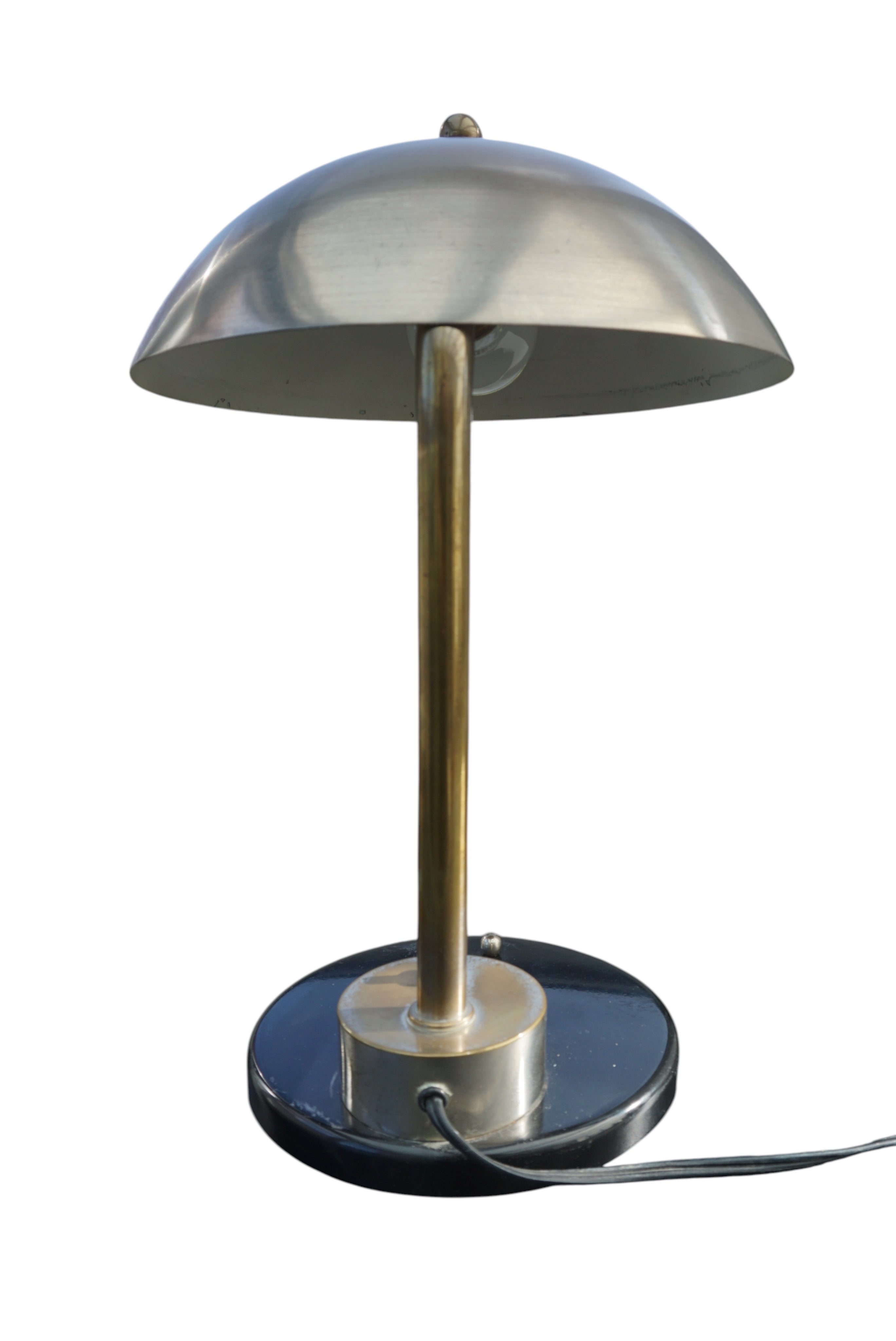 Early_Modernist_Desk_Lamp_by_KMD_Daalderop_Attributed_to_Kurt_Versen,_Dutch_Bauhaus_Industrial_Lighting,_1930s