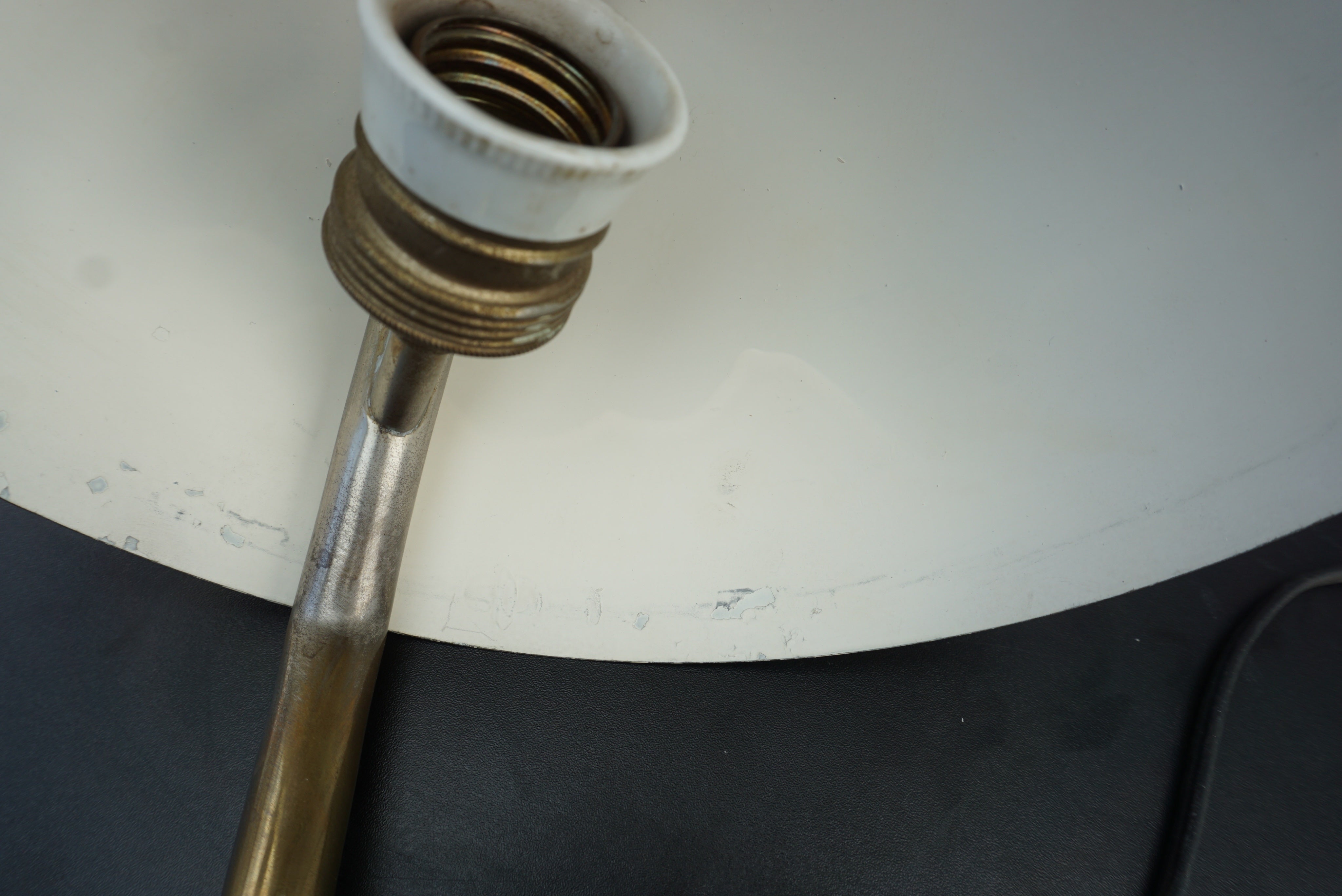 Early_Modernist_Desk_Lamp_by_KMD_Daalderop_Attributed_to_Kurt_Versen,_Dutch_Bauhaus_Industrial_Lighting,_1930s