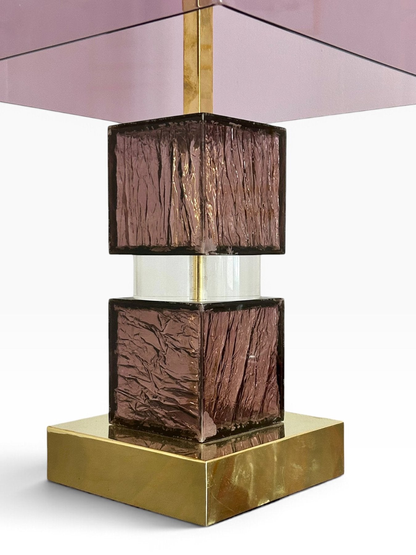 Italian_Table_Lamp_Attributed_to_Romeo_Rega_in_Mauve_Lucite_and_Brass,_1970s
