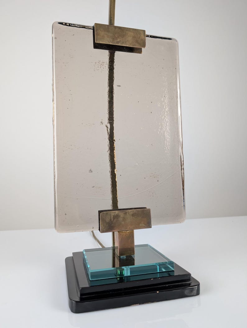 Lamp_by_Pietro_Chiesa_for_Fontana_Arte_in_Crystal_and_Brass