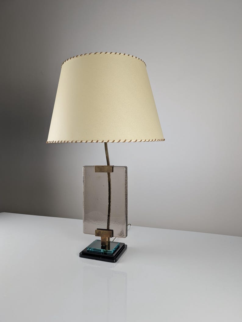 Lamp_by_Pietro_Chiesa_for_Fontana_Arte_in_Crystal_and_Brass