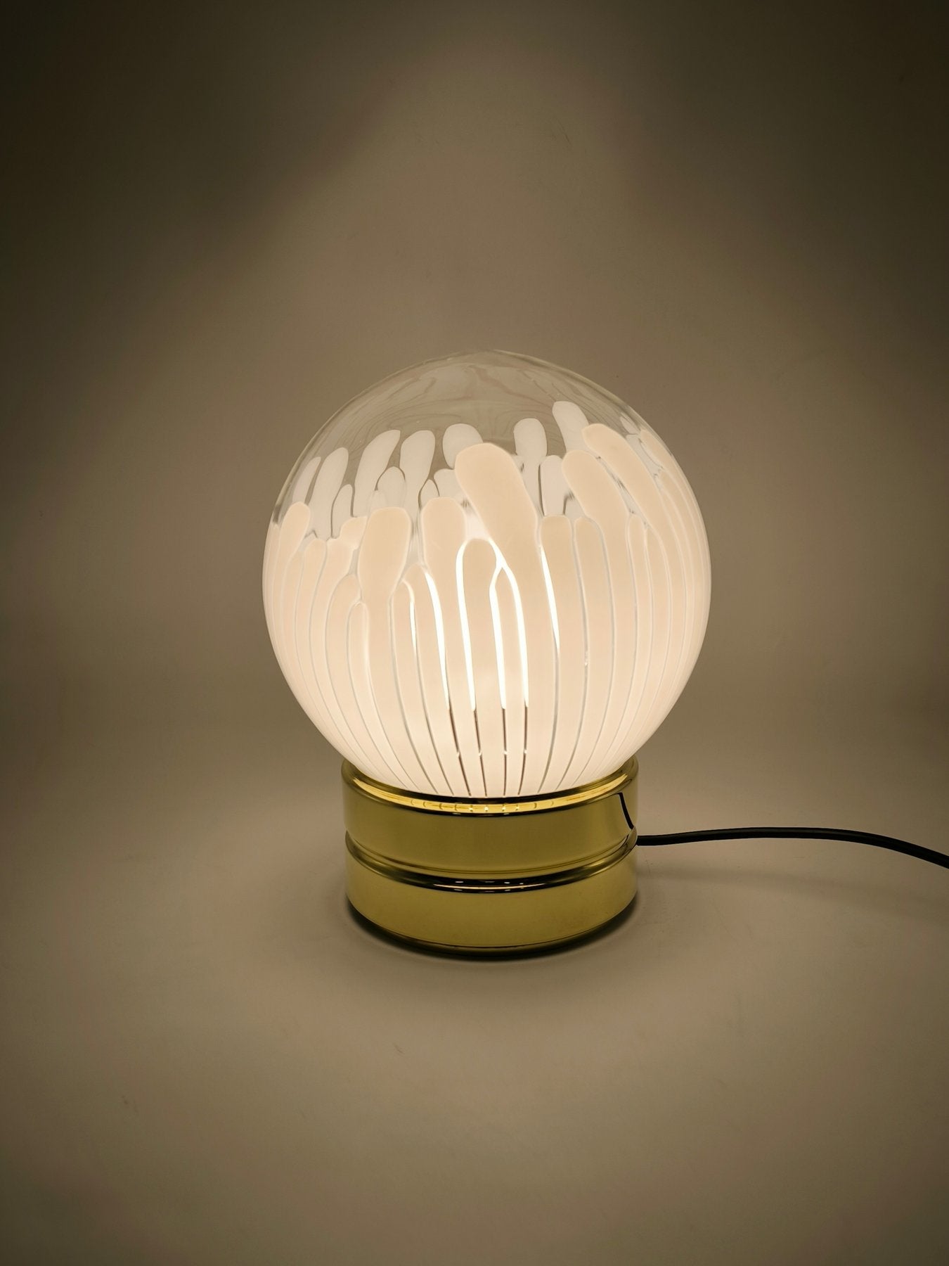 Lampada_Anemone_di_Ludovico_Diaz_De_Santillana_per_Venini,_1960